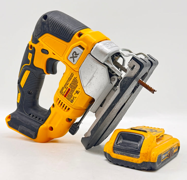 DeWalt DCS334 20V MAX XR Brushless Cordless Jig Saw Used