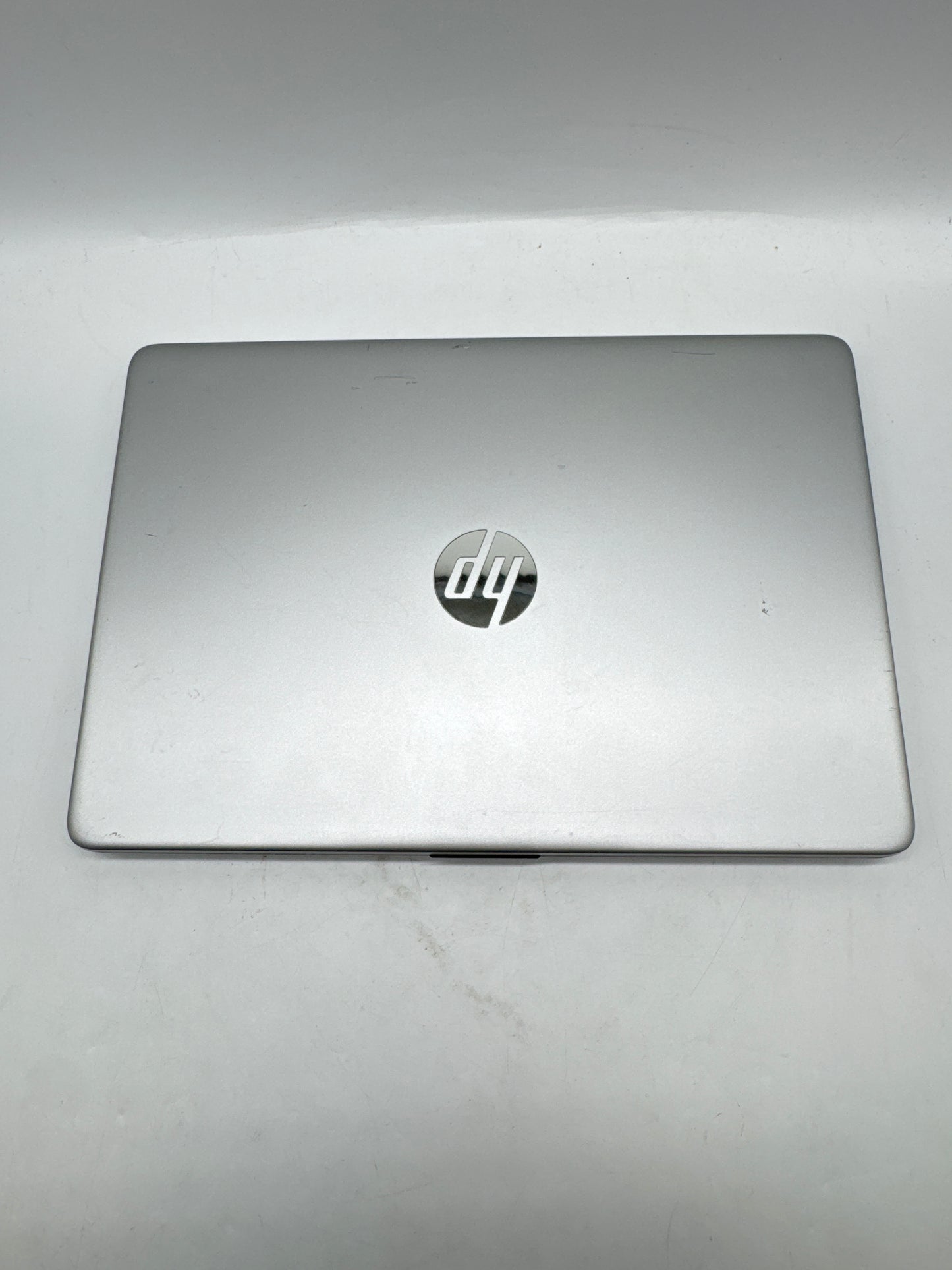 HP 14-DQ2053CL 14" Core i3-1125G4 @2.00GHz 8GB RAM 256GB Silver Laptop