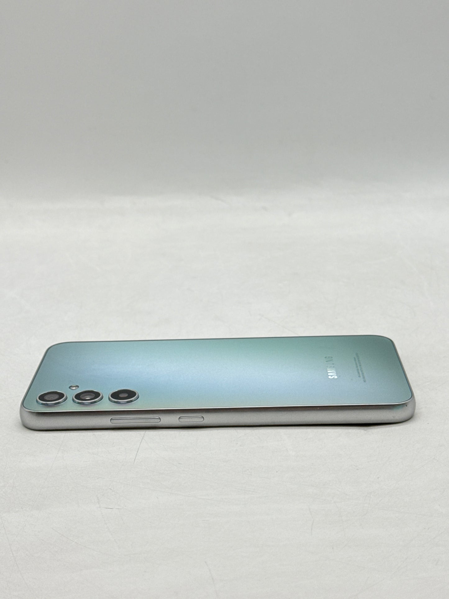 Unlocked Samsung Galaxy A34 6.6" SM-A346M 128GB 4GB RAM Silver