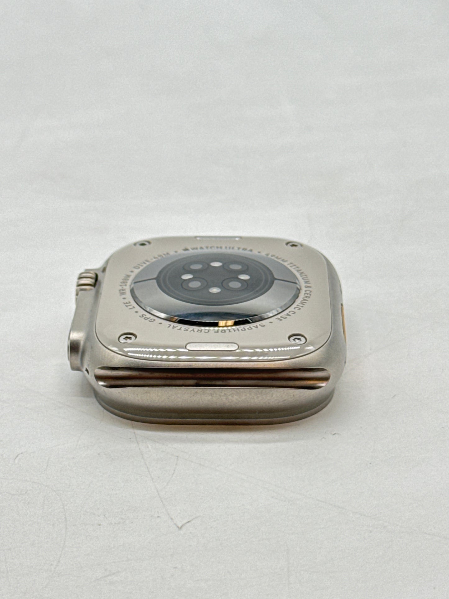 Unlocked Apple Watch Ultra 2 A2986 49mm GPS + Cellular Natural titanium