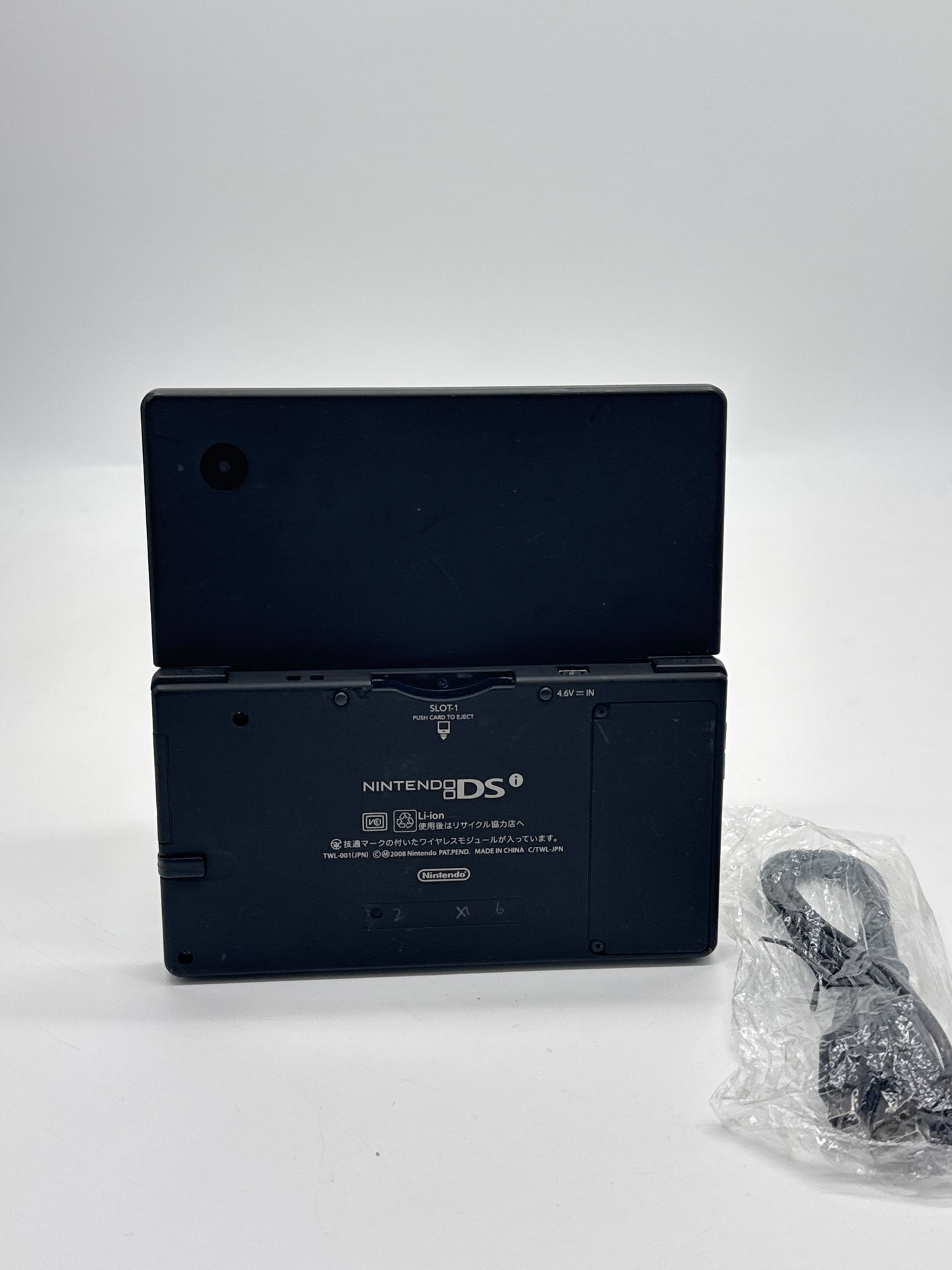 Nintendo DSi TWL-001(JPN) Black Console #423 w/Stylus & Charger Yellowed Displays AS IS