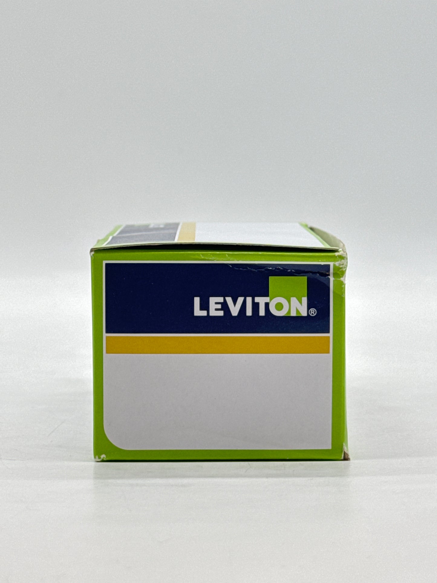 New Leviton OPP20-D2 Standard Occupancy Power Pack Sensor 20 AMP 24 VDC