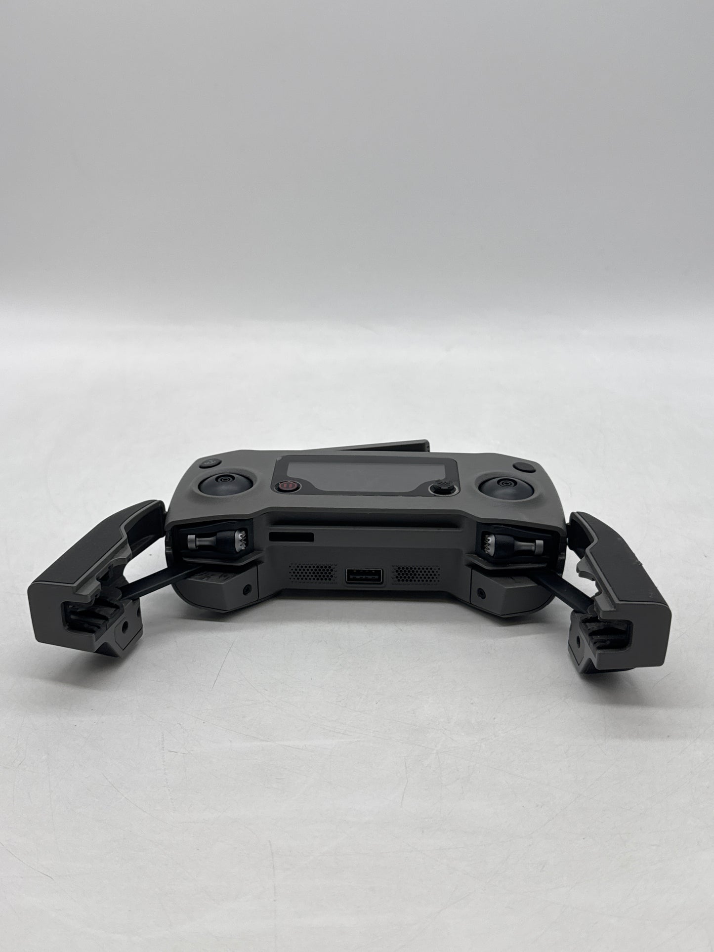 DJI Mavic 2 Pro Quadcopter Drone Bundle !Read