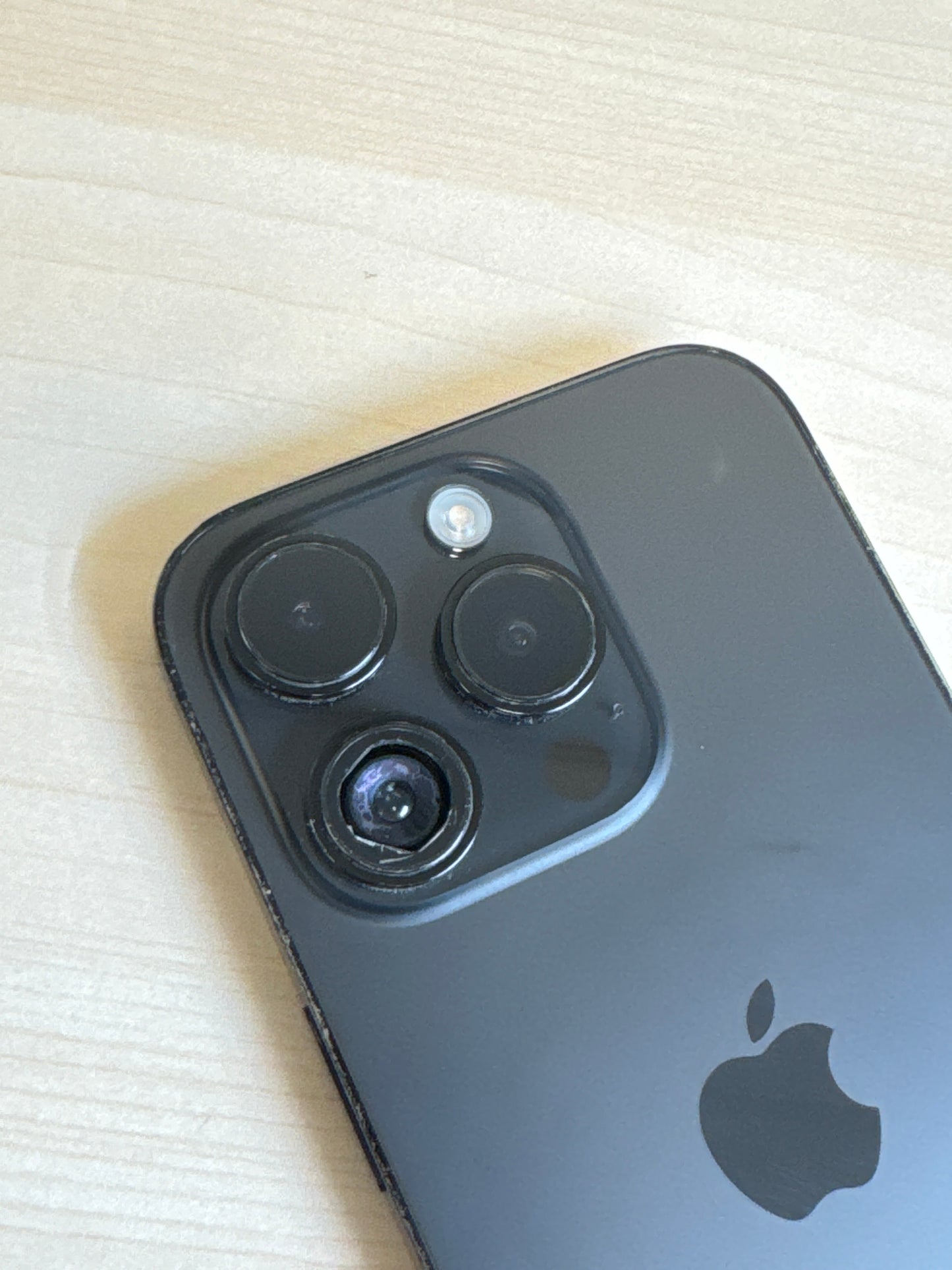 Unlocked Apple iPhone 14 Pro A2650 128GB Space Black - Bad Charging Port Read!