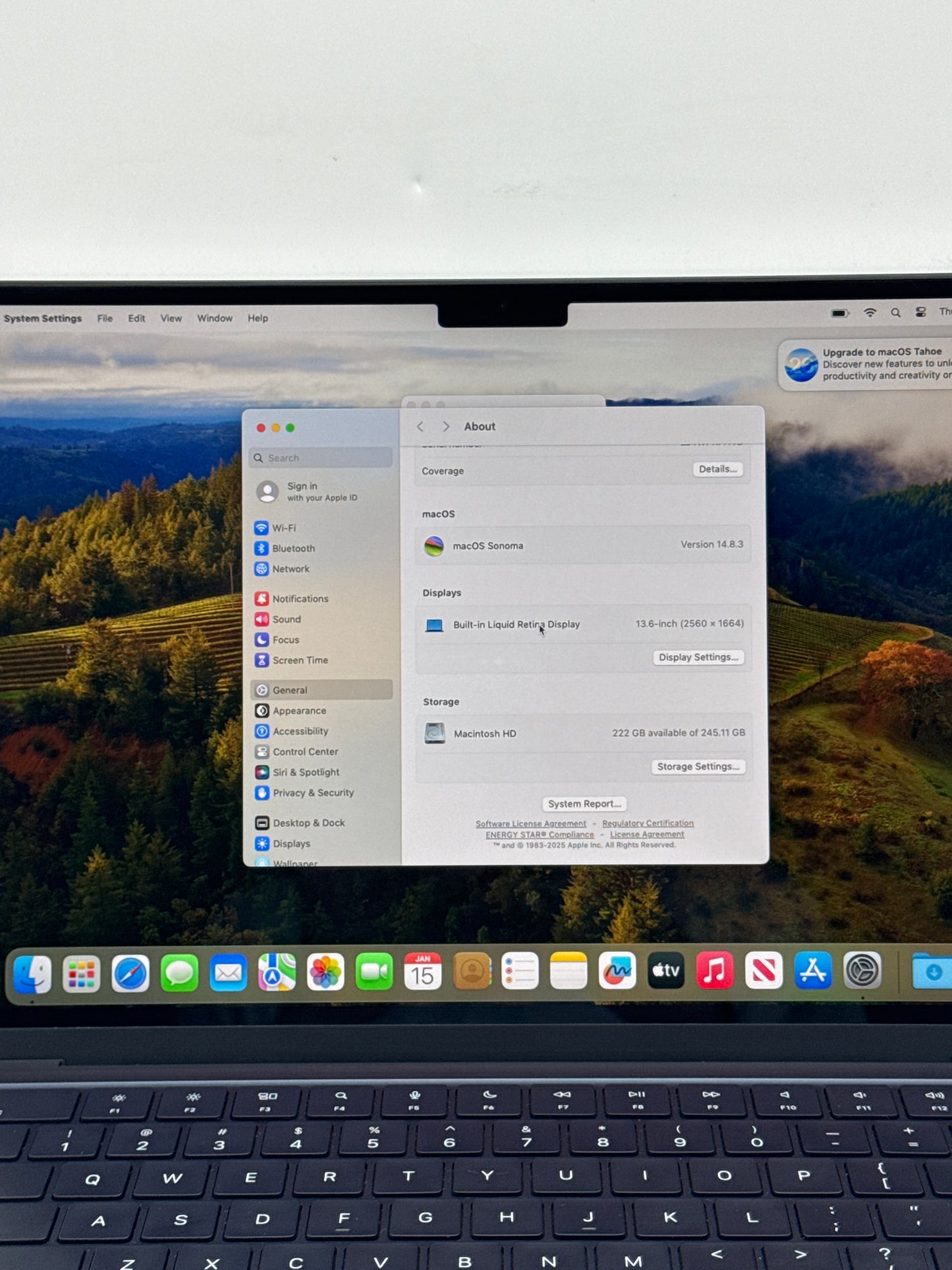 2022 Apple MacBook Air 13.6" A2681 M2 8C-CPU 8C-GPU 8GB RAM 256GB SSD 8 Cycle