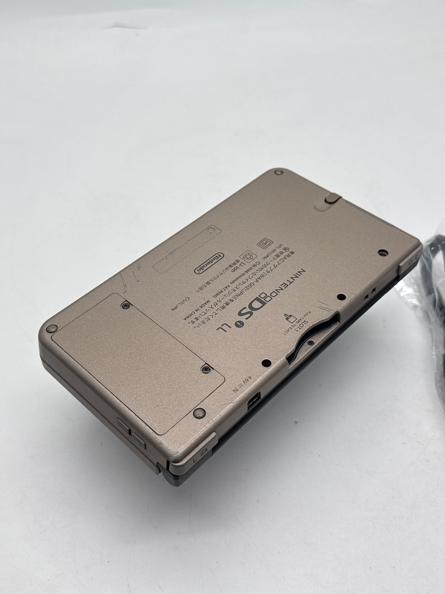 Nintendo DSi LL UTL-001 Brown Console #411 w/ Stylus & Charger Heavy Yellow Tint AS IS