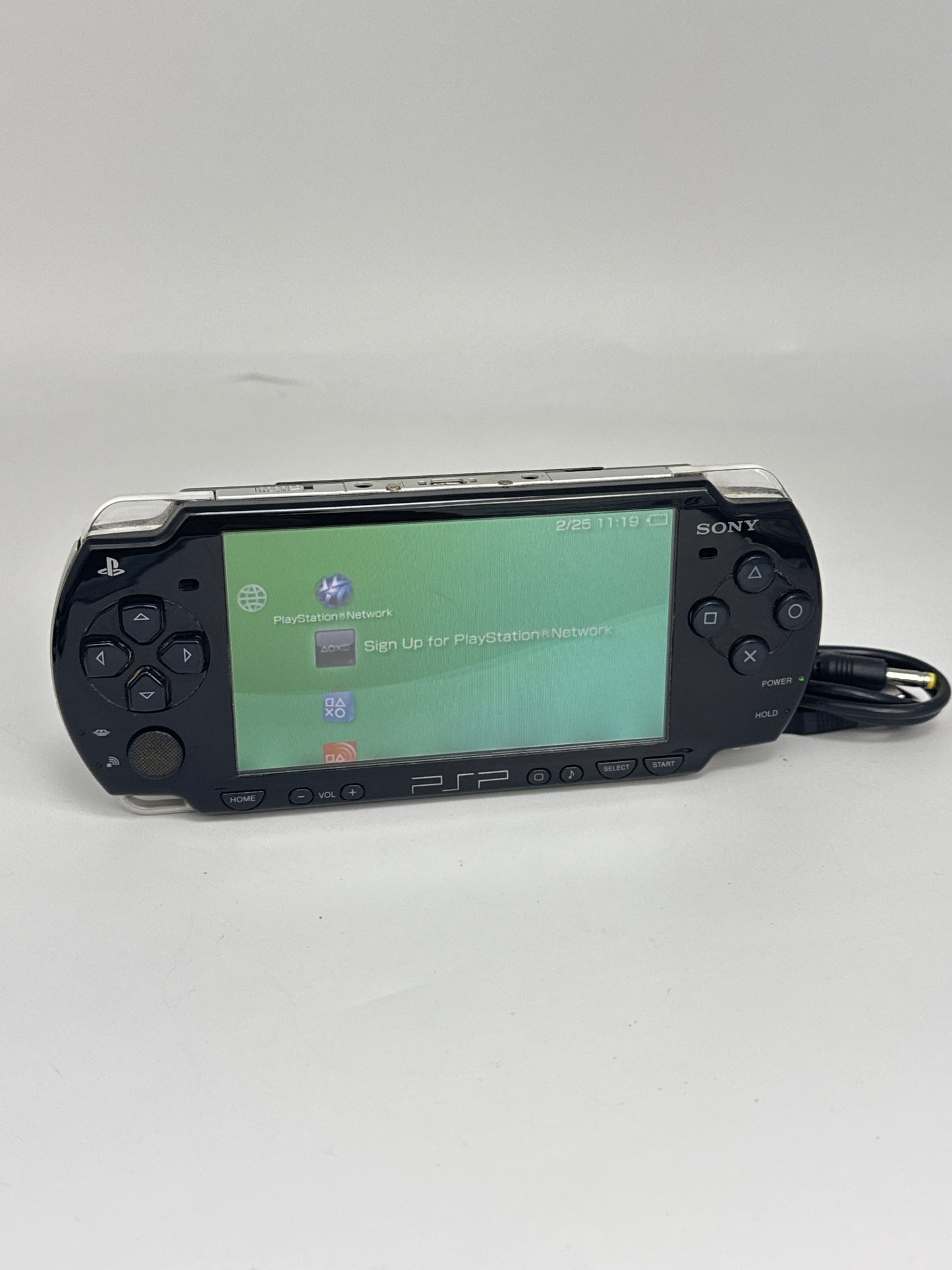 Sony PSP-2000 Piano Black Console #431 w/ 1200mAh Battery & Charger