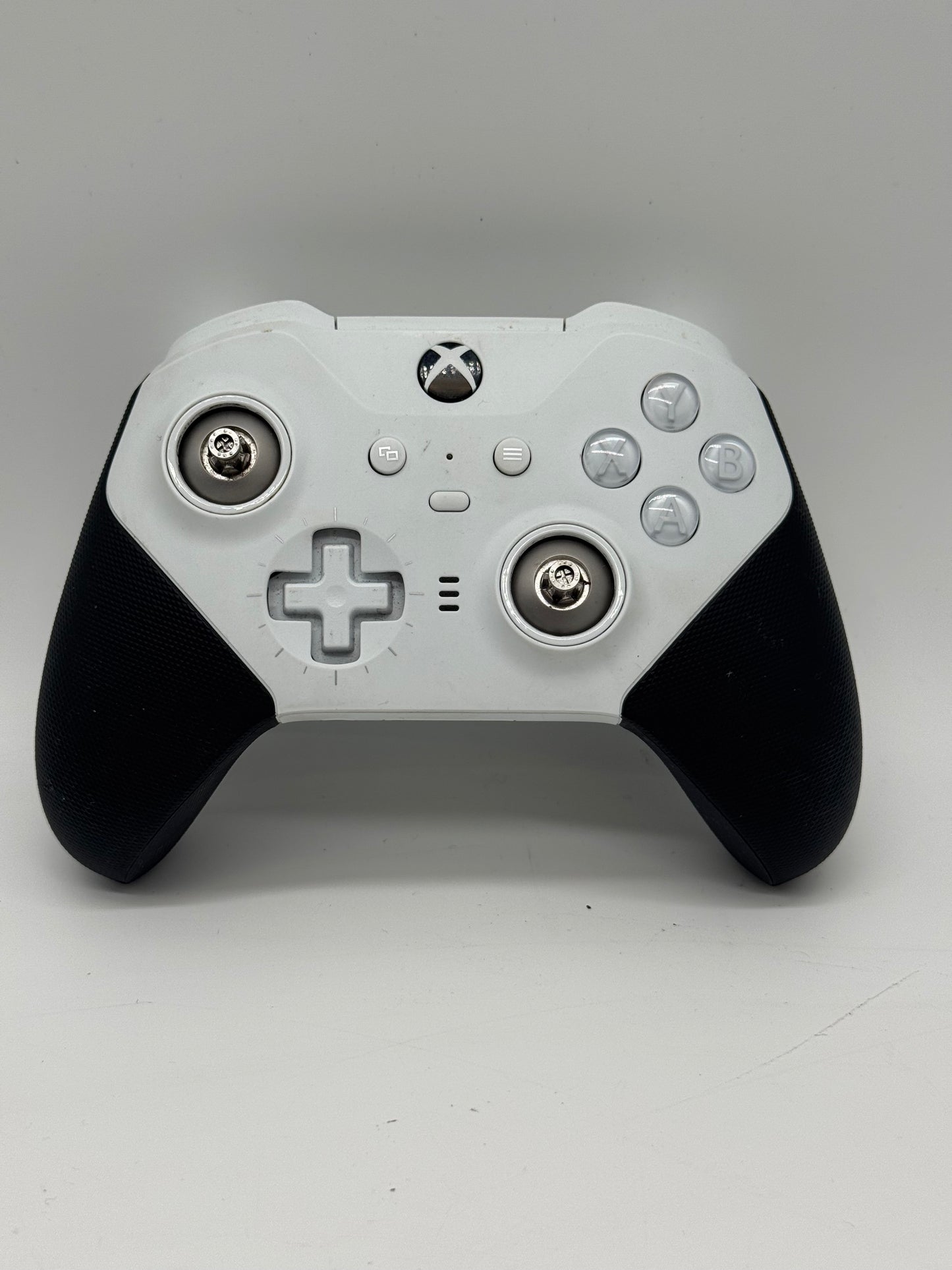 Microsoft Elite Series 2 Core White Wireless Controller - Read!