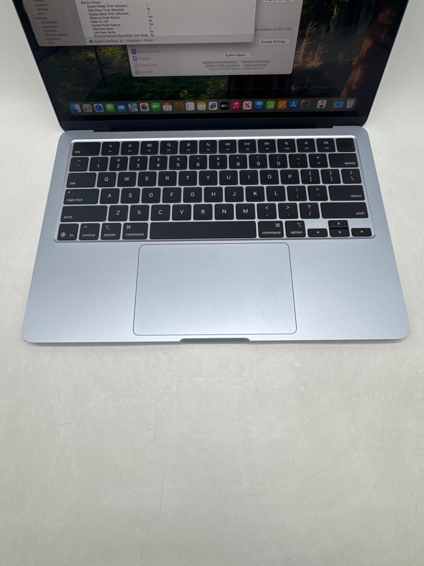 2025 Apple MacBook Air 13.6" A3240 M4 10C-CPU 8C-GPU 16GB RAM 256GB SSD 2 Cycle