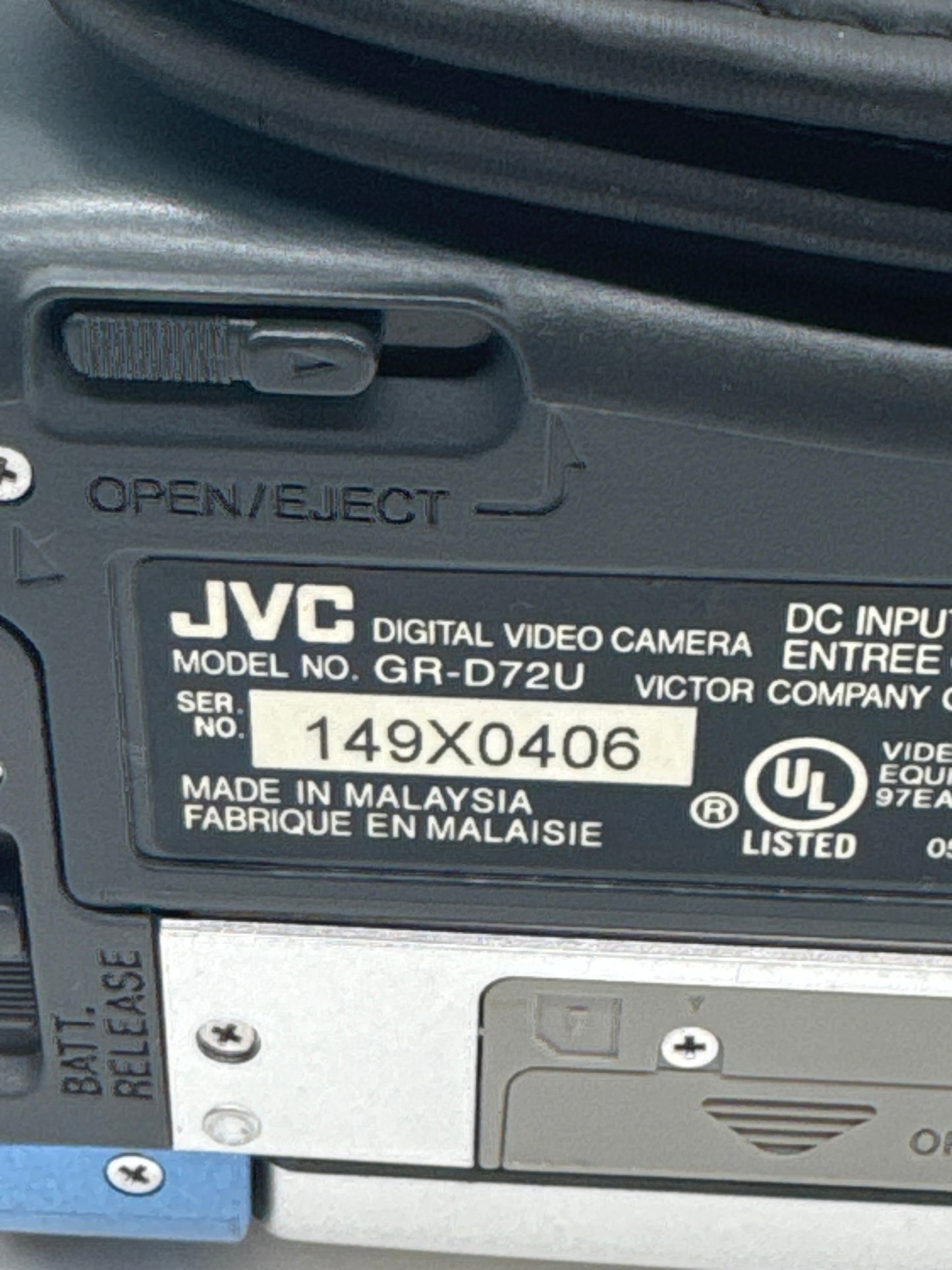 JVC Digital Video Camera 16x Optical Zoom GR-D72U UNTESTED