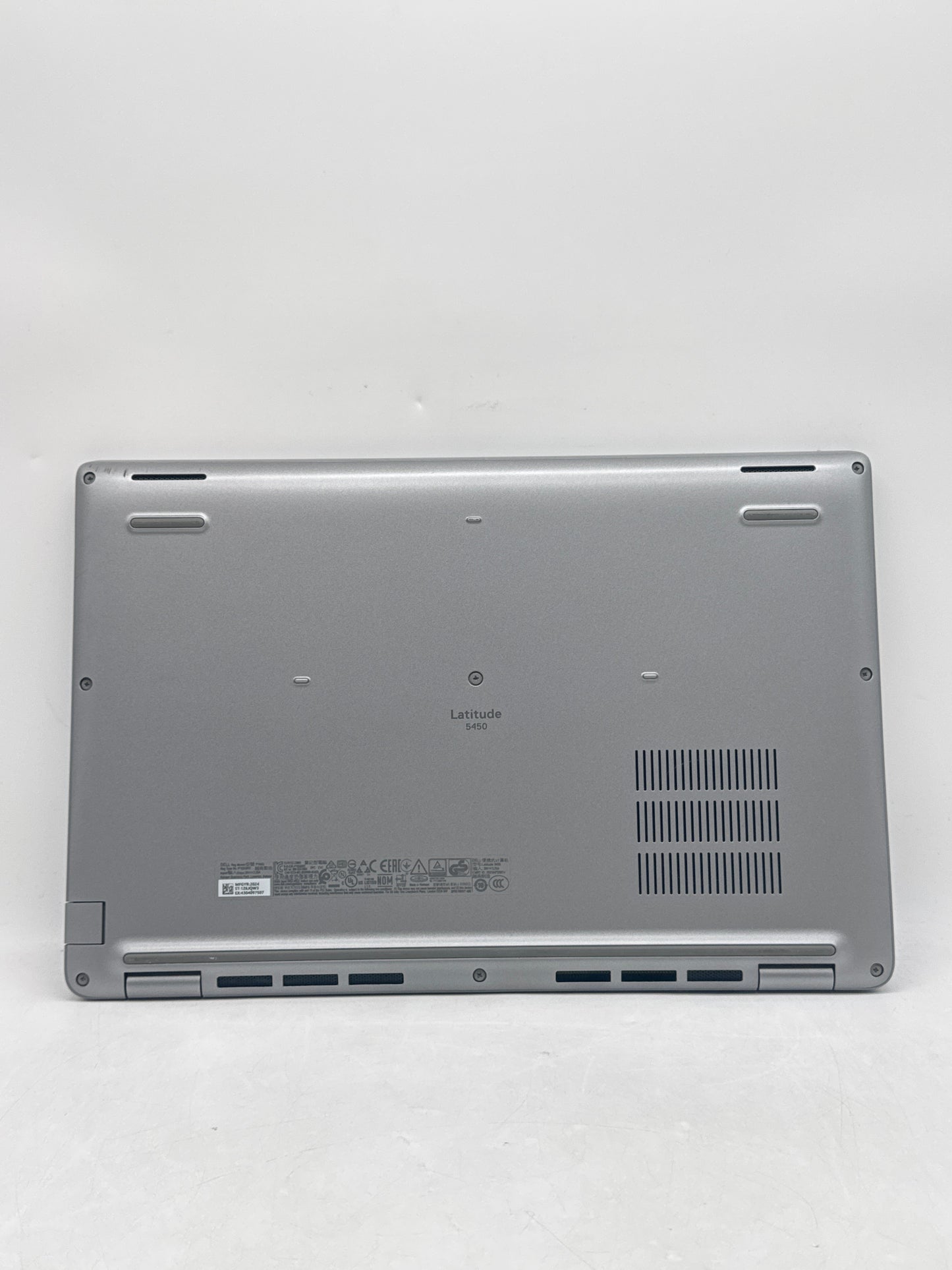 Dell Latitude 5450 14.0" Core i5-1335U 8GB RAM DDR5 RAM 256GB SSD Thin OS