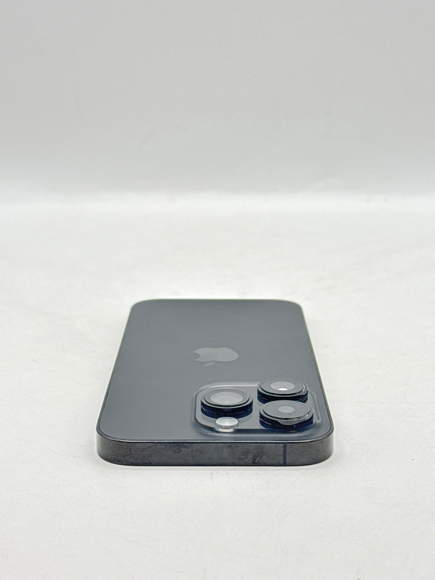 Unlocked Apple iPhone 14 Pro A2650 128GB Space Black 84% Battery Health