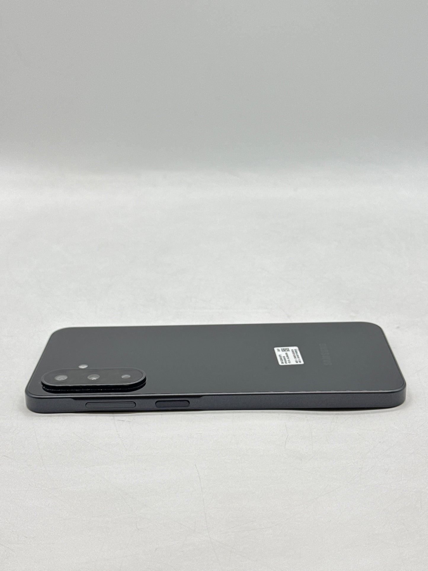 Tracfone Samsung Galaxy A26 5G 6.7" SM-S266 128GB 4GB RAM Black