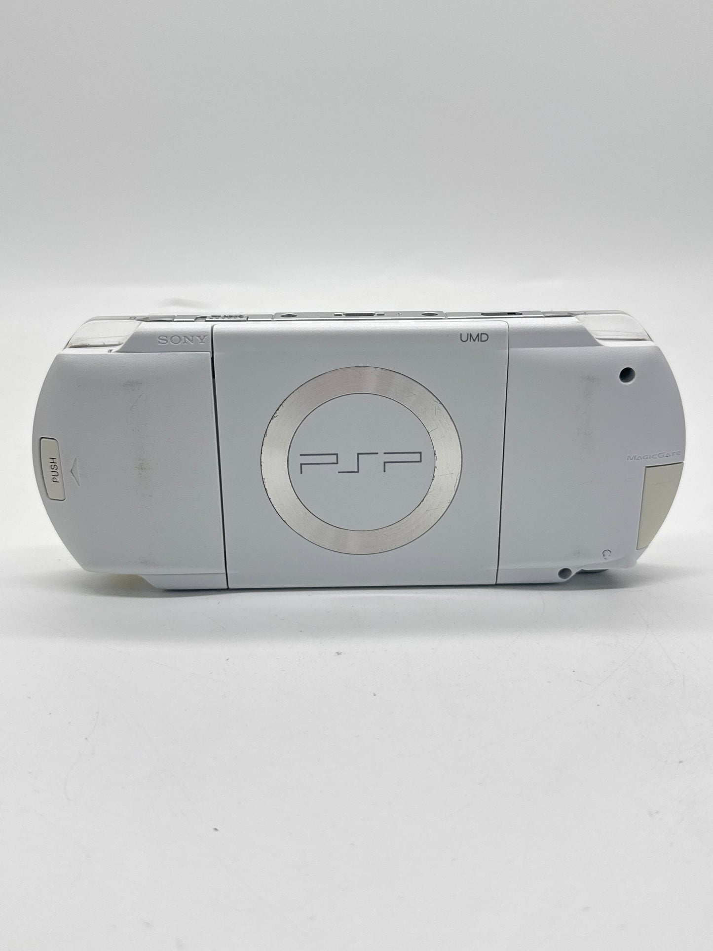 Sony PSP-1000 White Console #38 w/ 3600mAh Battery No Charger