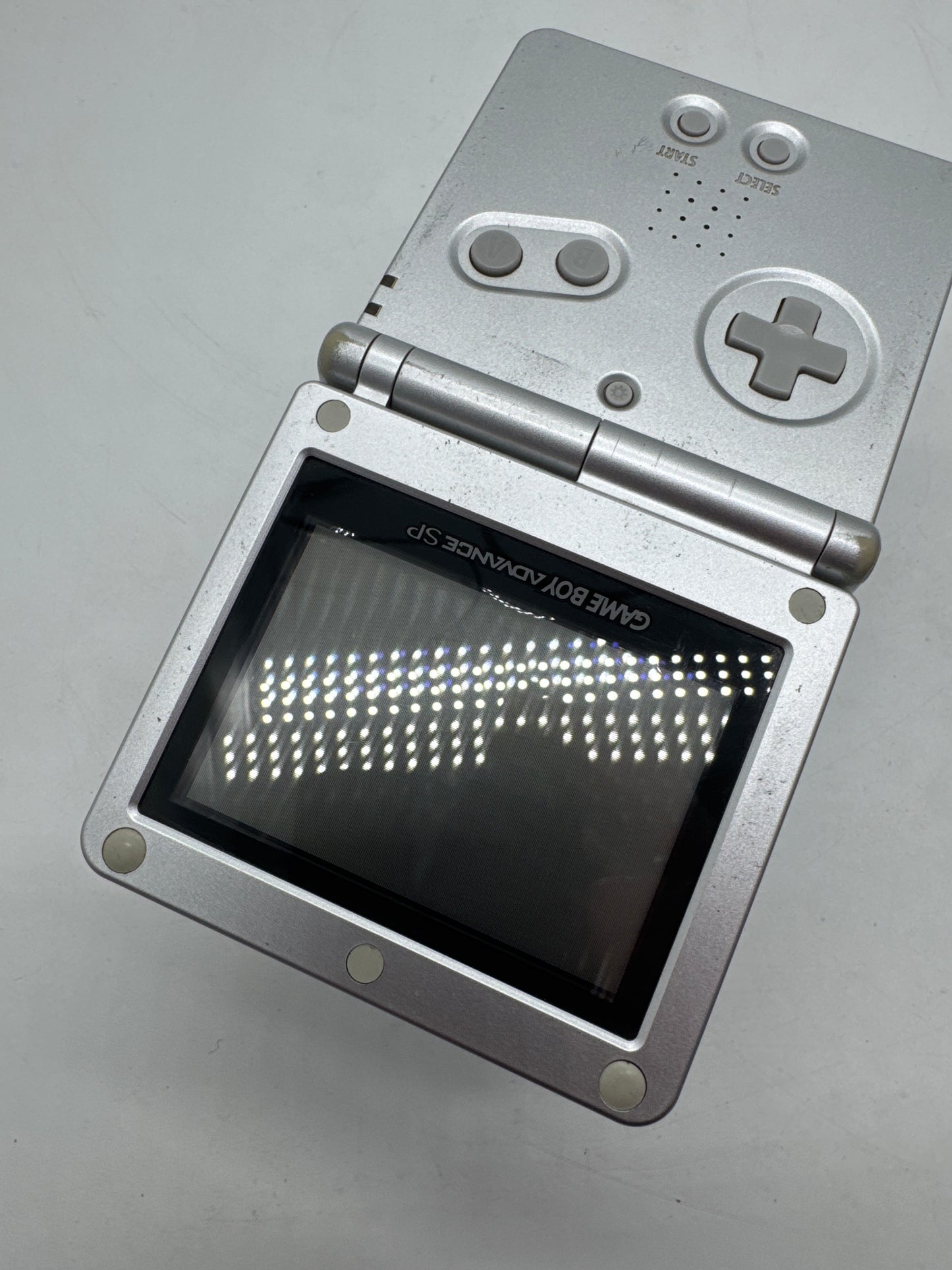 Nintendo Game Boy Advance SP AGS-001 Silver Console Only #403 BAD READ AS IS