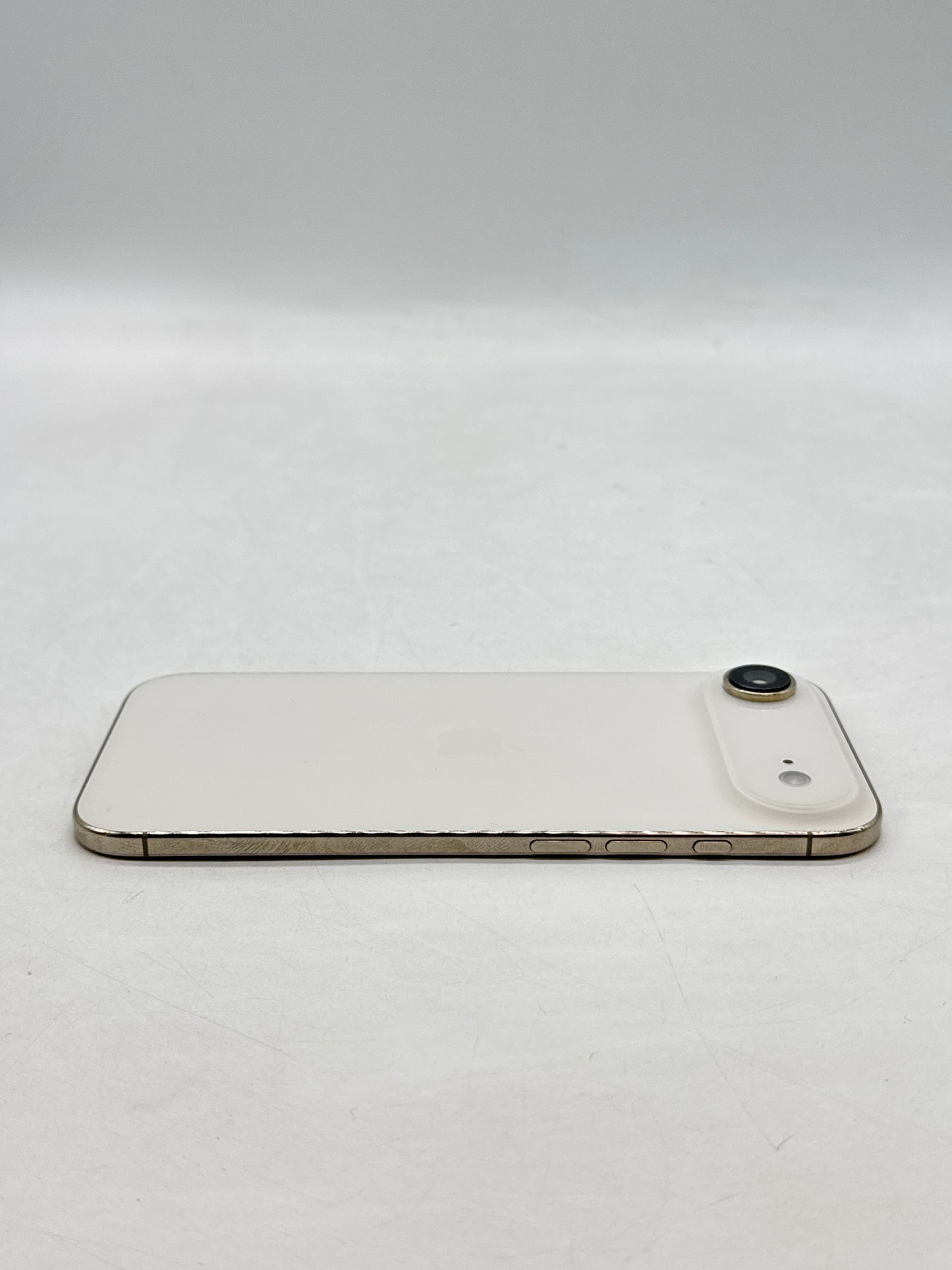 US Cricket Apple iPhone 17 Air A3260 512GB Light Gold 100% Battery Health