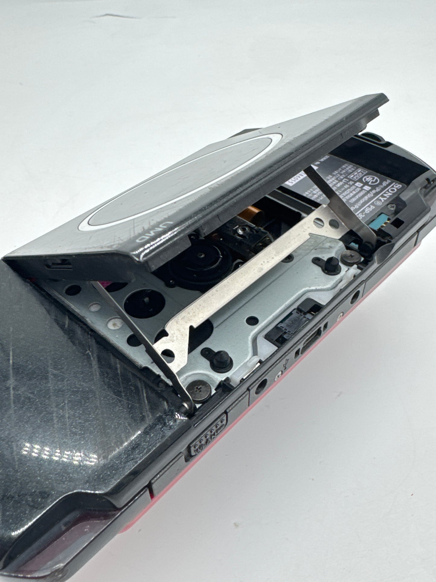 Sony PSP-3000 Red Black Console #258 No Battery or Lid No Charger AS IS