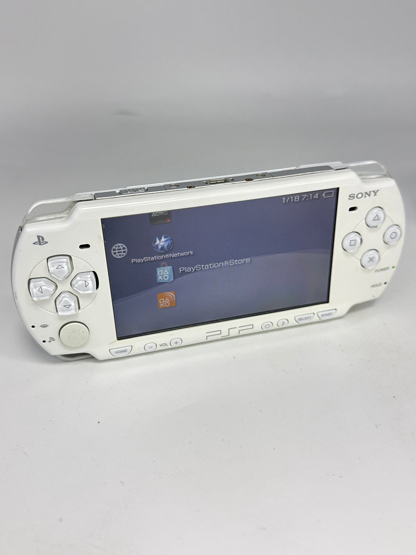 Sony PSP-2000 White Console #218 w/1200mAh Battery & No Charger
