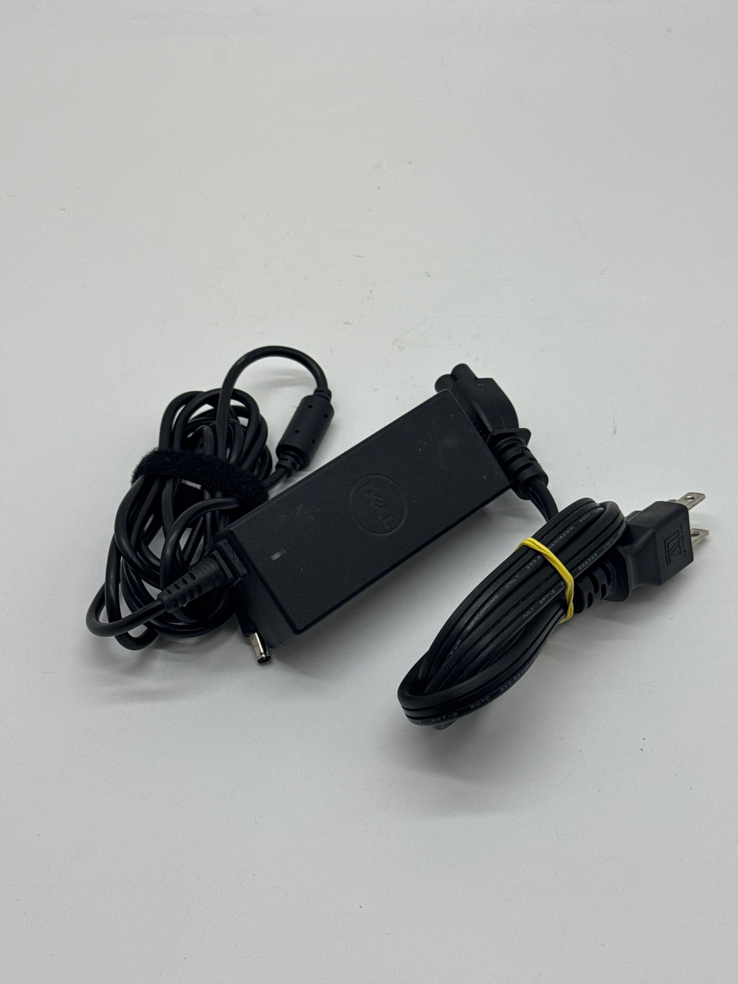 Dell Inspiron 15 3000 Series 15.6” i3 7th Gen 8GB RAM 1TB HDD - Used