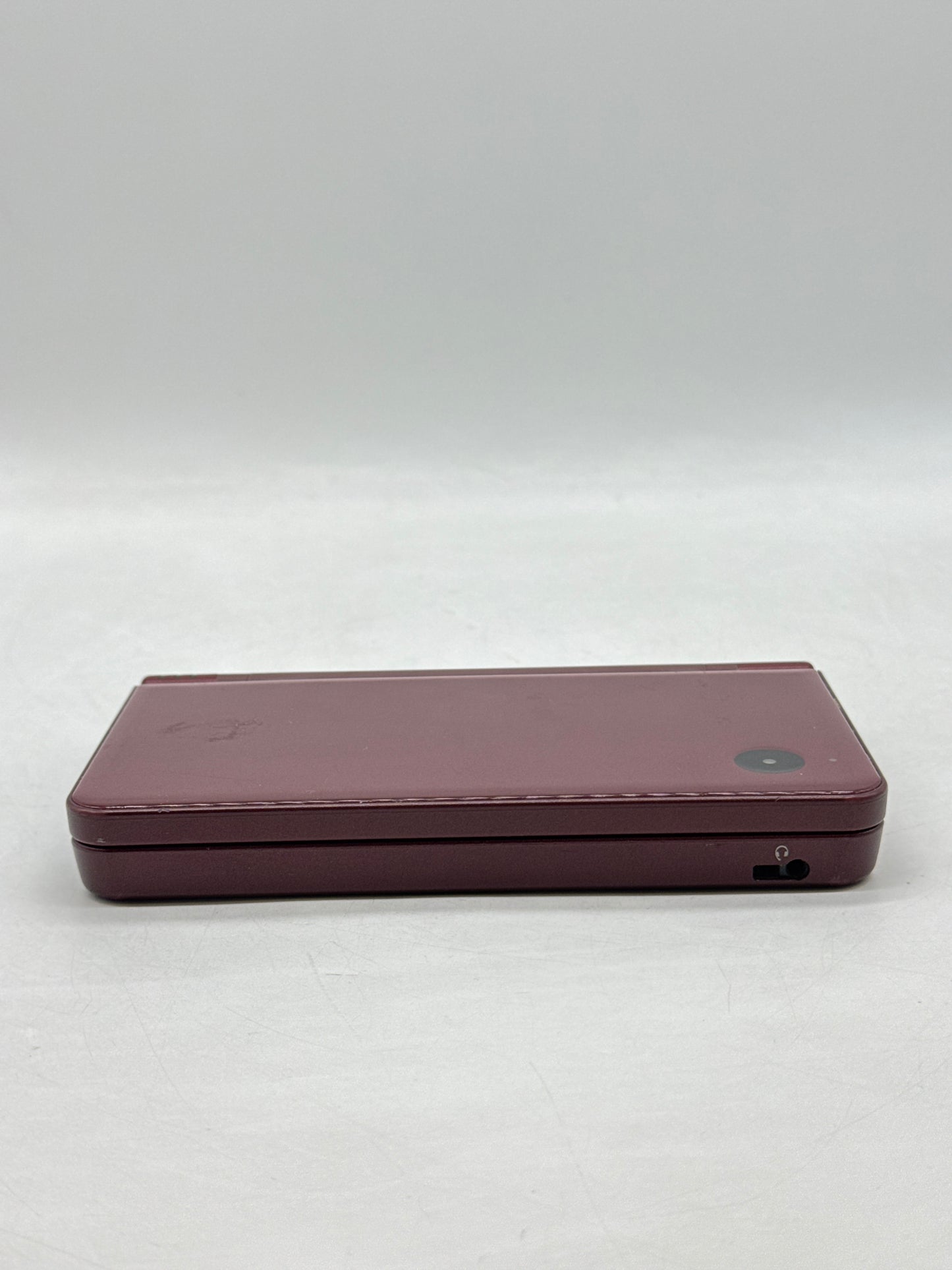 Nintendo DSi XL UTL-001(USA) Handheld Video Game Console Burgundy - Read!