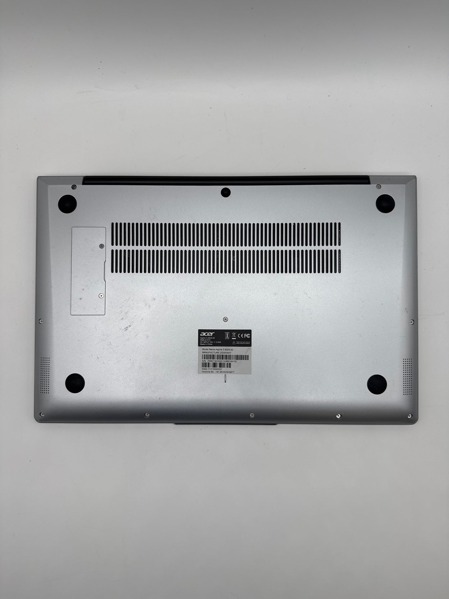 Acer Aspire 3 A325-42 Laptop 16 inch AMD Ryzen 3 128GB Storage - Untested