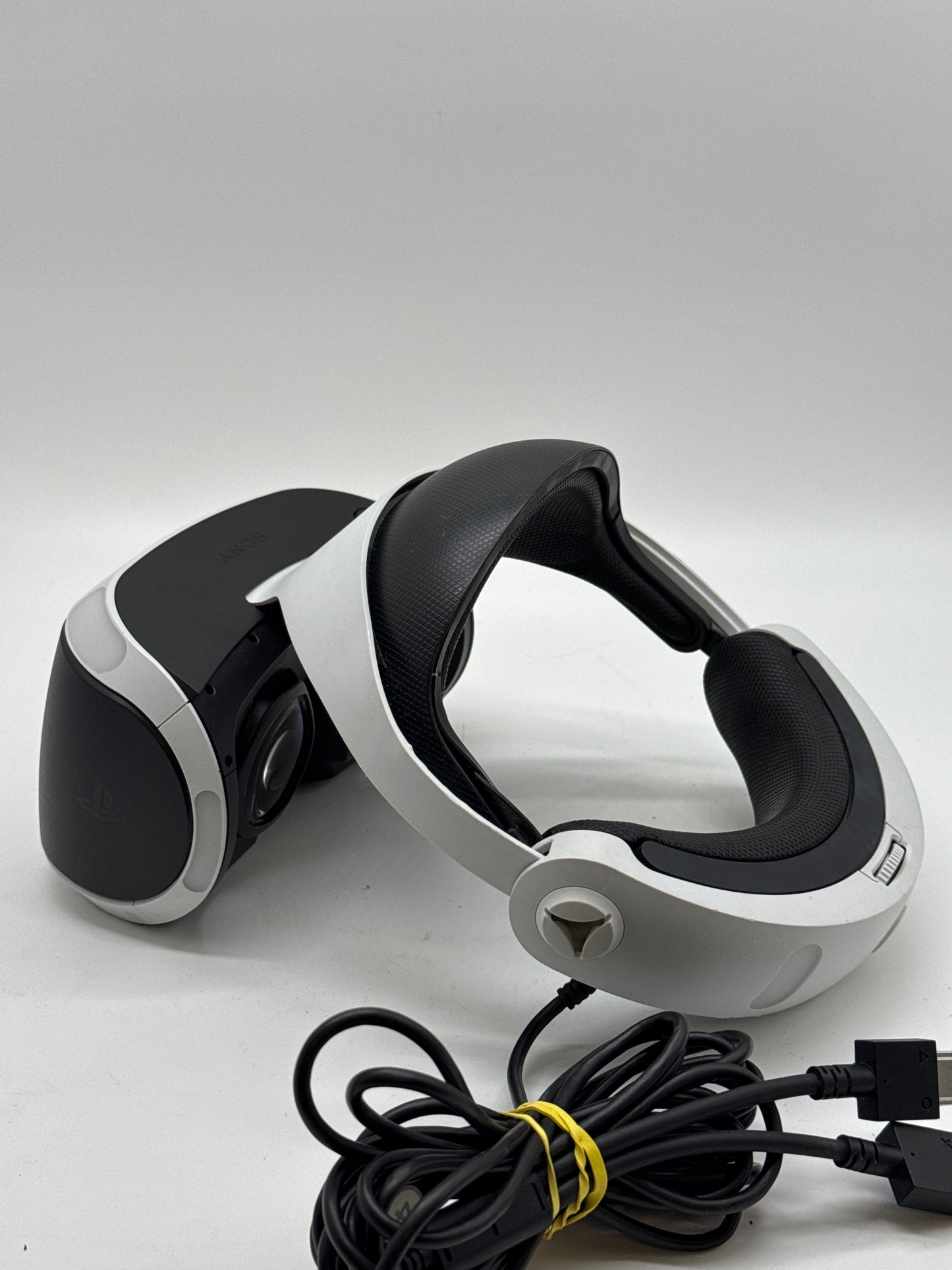 Sony PlayStation 4 VR Headset with Camera & Aim Gun