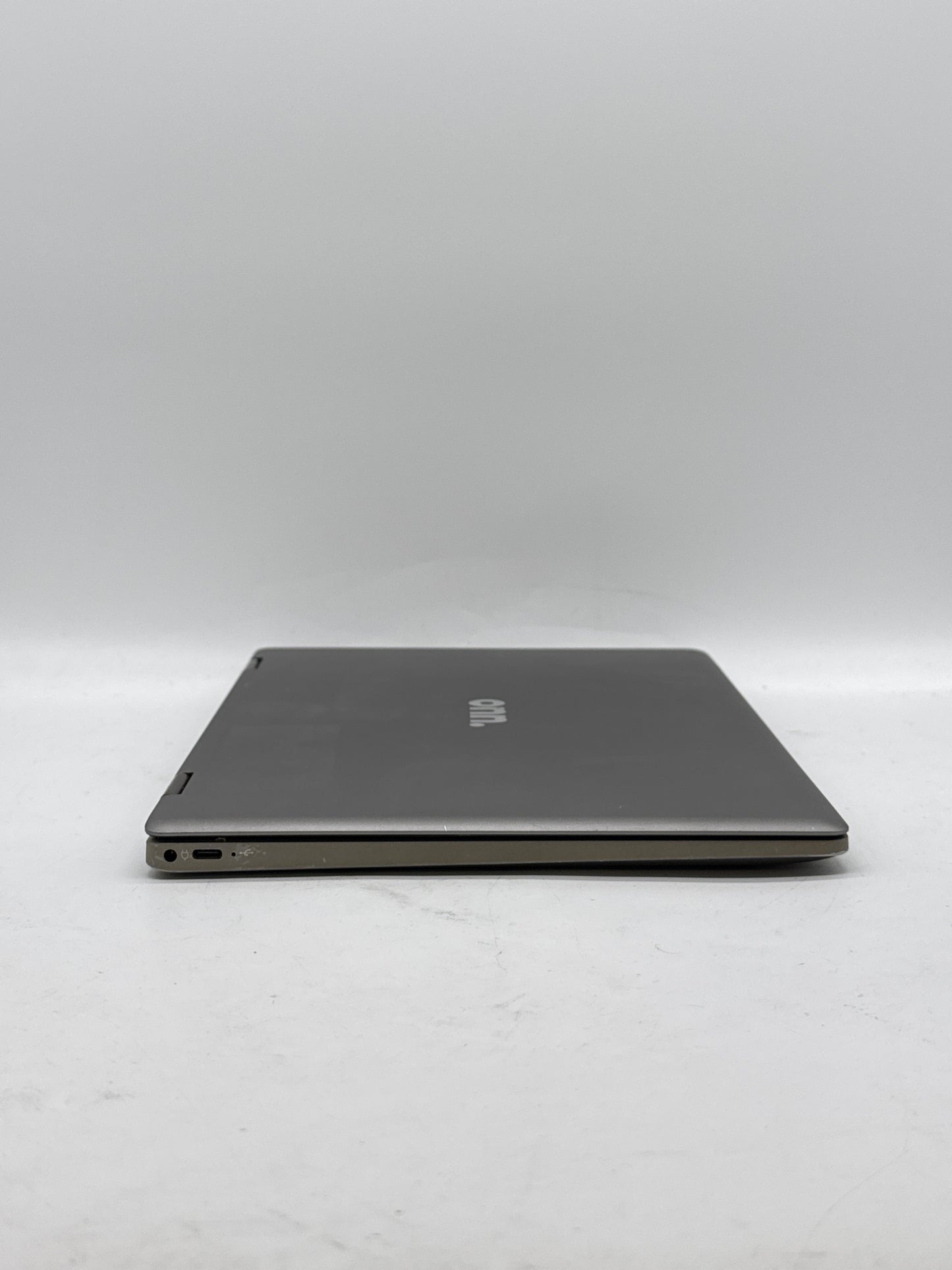 Onn 100002434 2-IN-1 13.3" FHD Touchscreen i5-8145U @2.10GHz 4GB RAM 128GB SSD