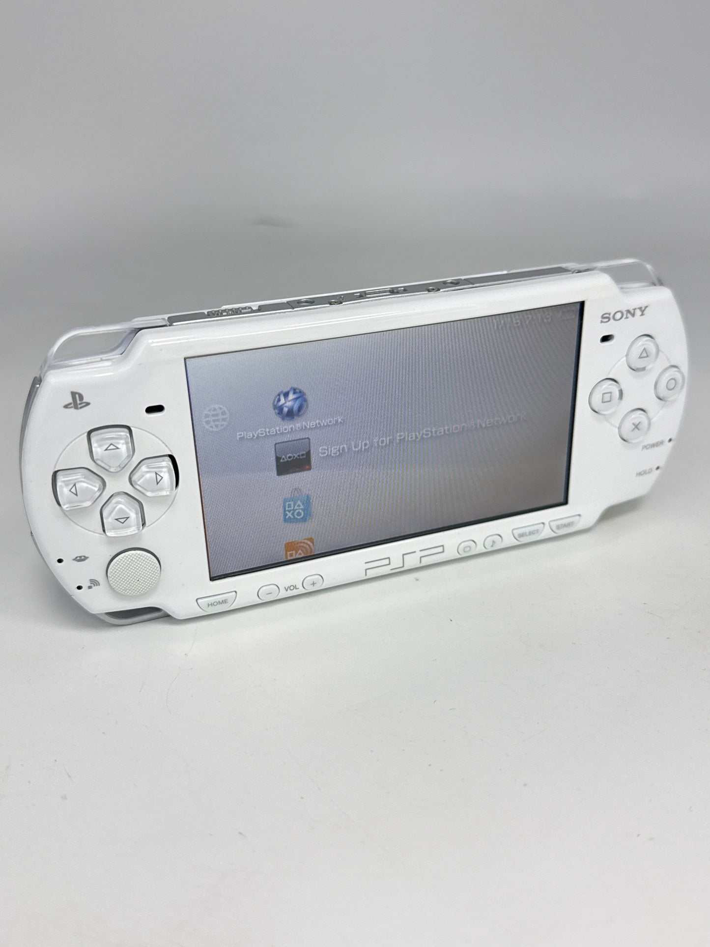 Sony PSP-2000 White Console #219 w/1200mAh Battery & No Charger