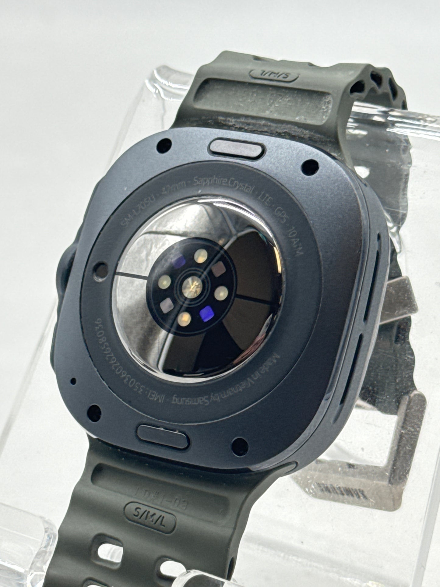 Unlocked Samsung Galaxy Watch Ultra SM-L705U 47mm Cellular Titanium Gray