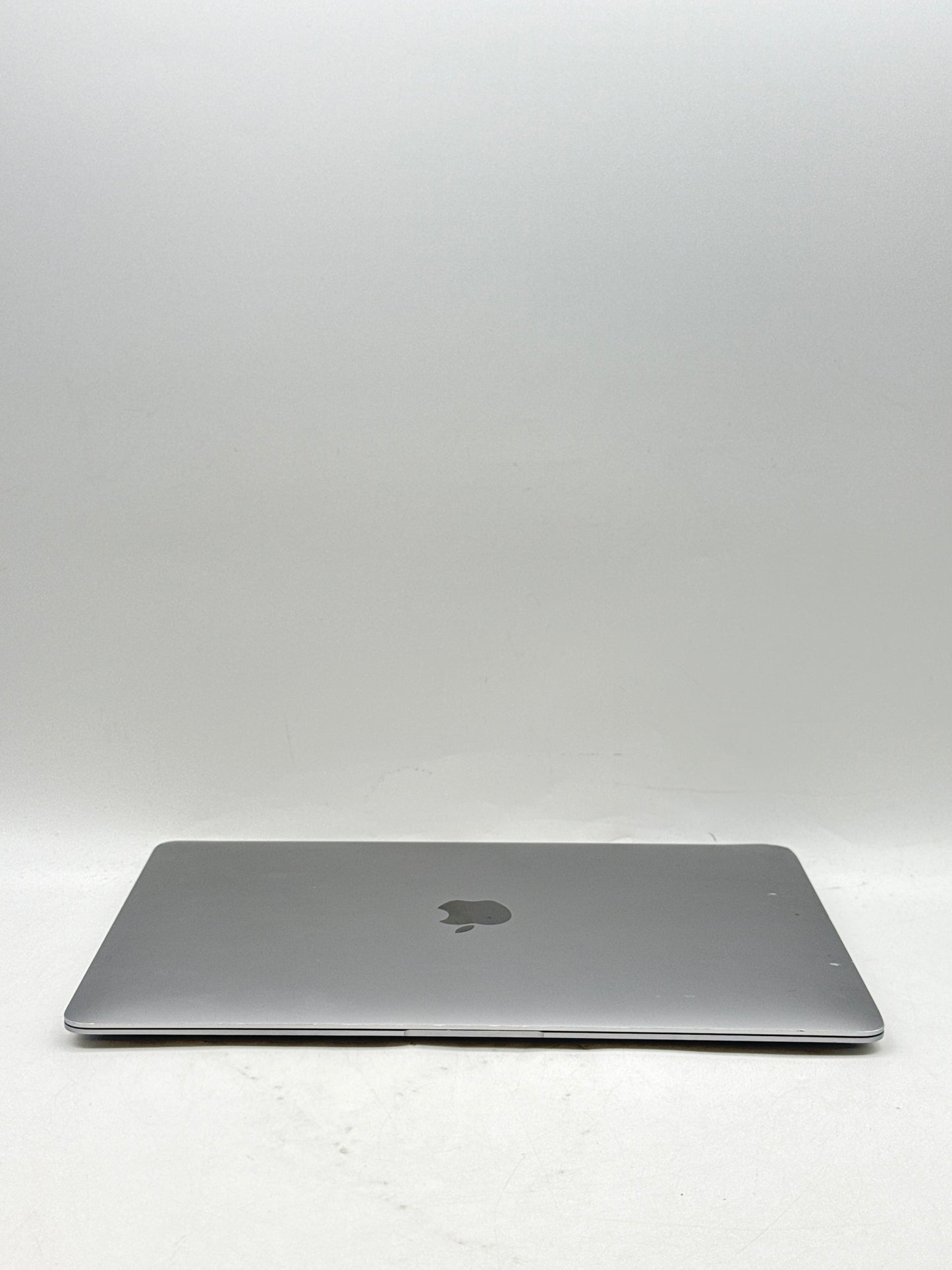 2020 Apple MacBook Air 13.3" A2337 M1 8C-CPU 7C-GPU 8GB RAM 256GB SSD !Read