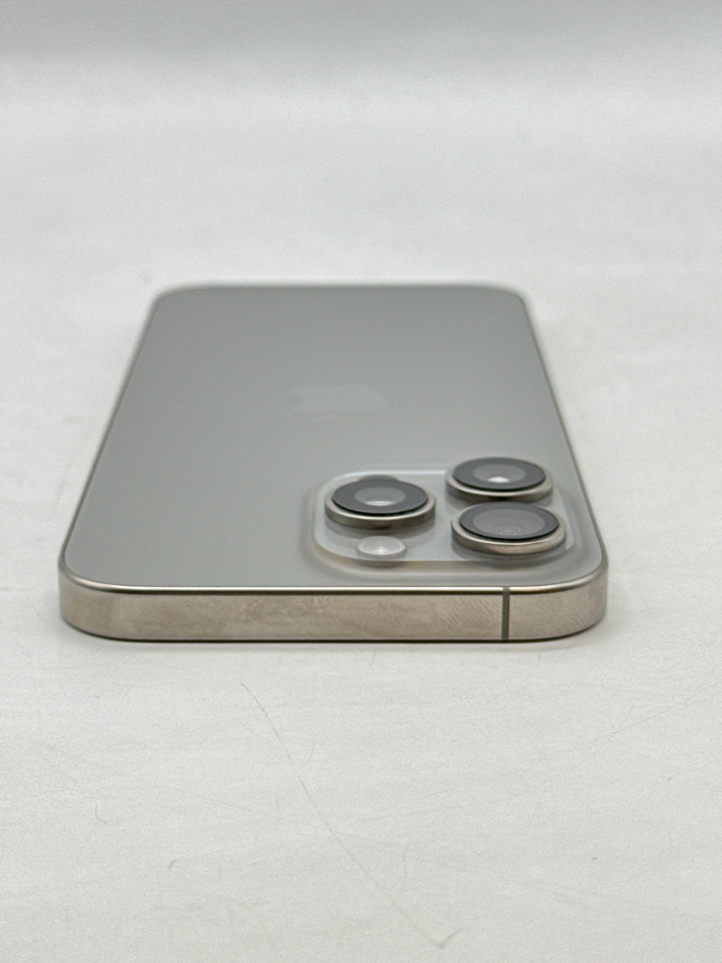 T-Mobile Apple iPhone 16 Pro Max A3084 256GB Natural Titanium 92% Battery Health