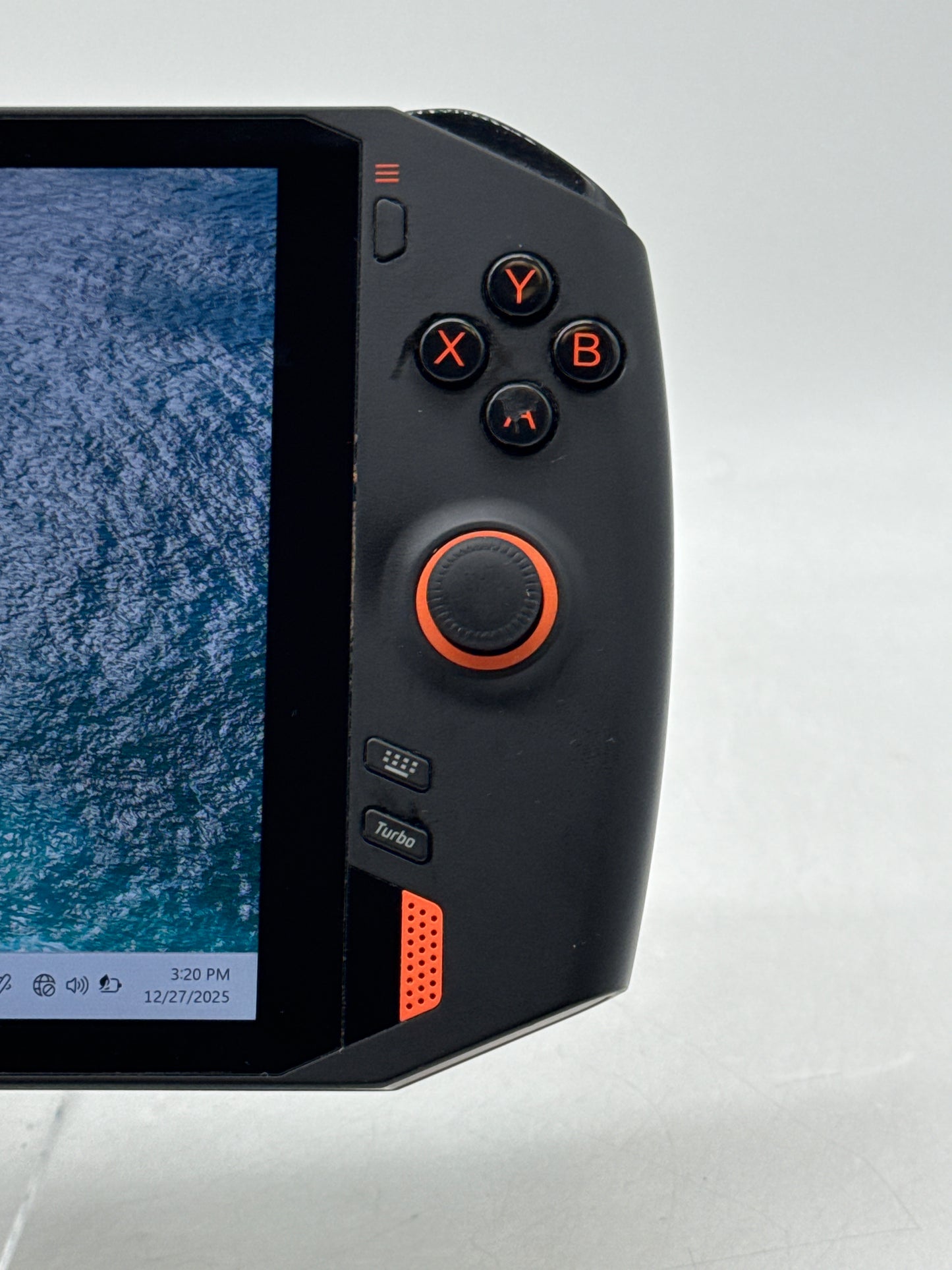 ONEXPLAYER 1S 8.4" Core i7-1195G7 2.90GHz 1TB SSD 16GB RAM Handheld Gaming PC