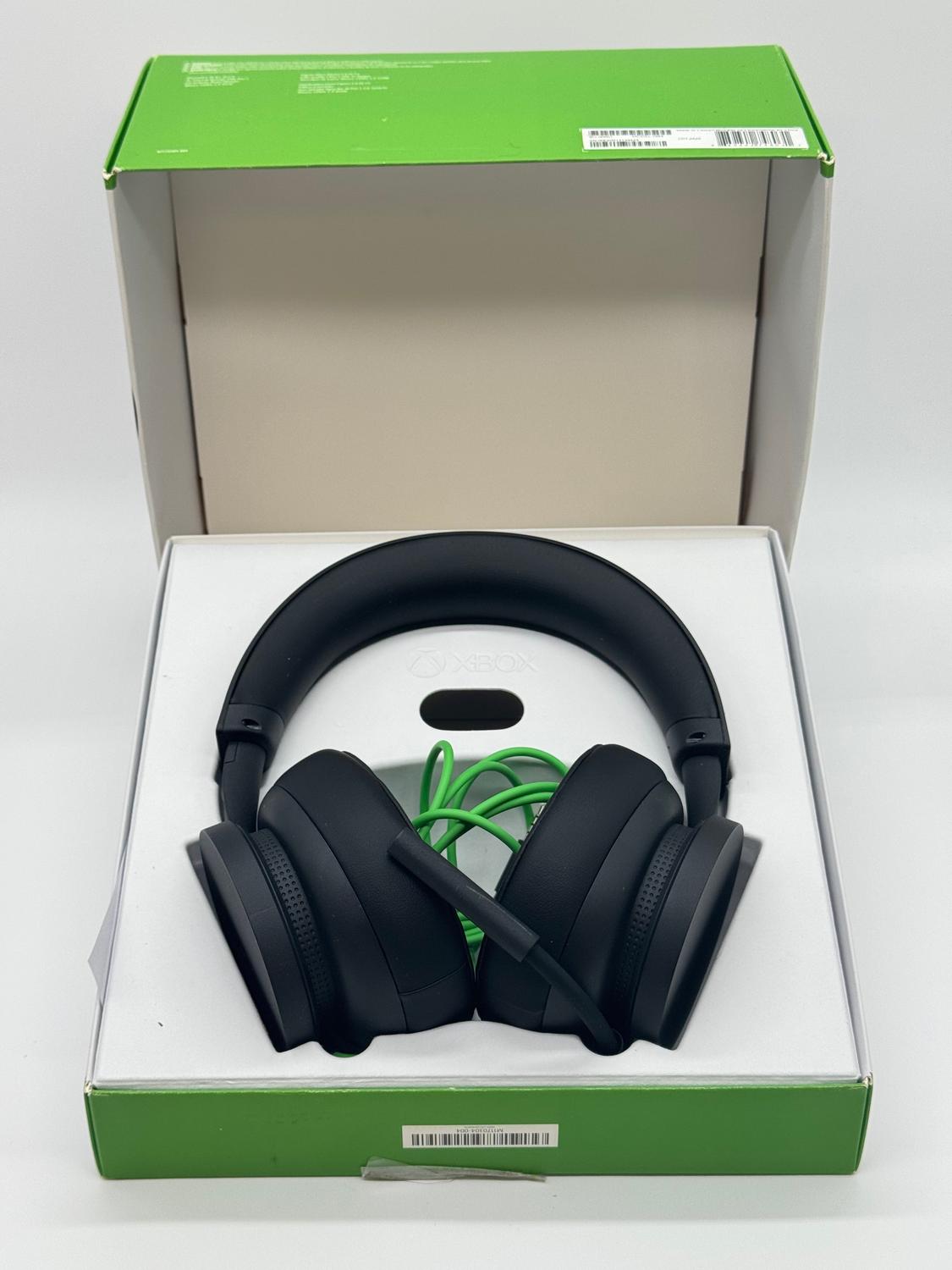 Microsoft Xbox Stereo Headset Model #1984 - Used - Black
