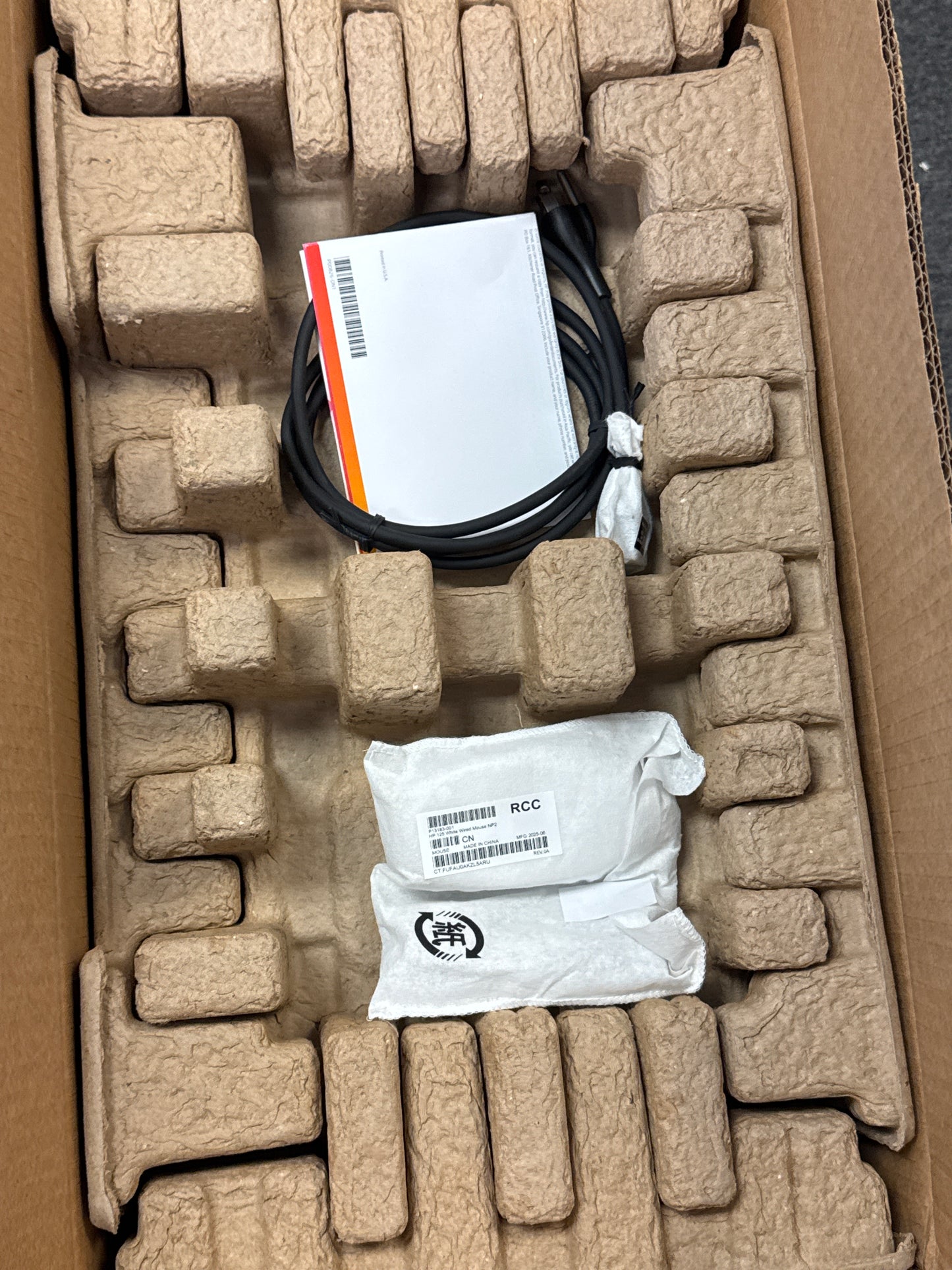 HP OMEN 35L Gaming Desktop Ryzen 5 8400F 1TB SSD 16GB RAM RTX 5060 8GB Open Box