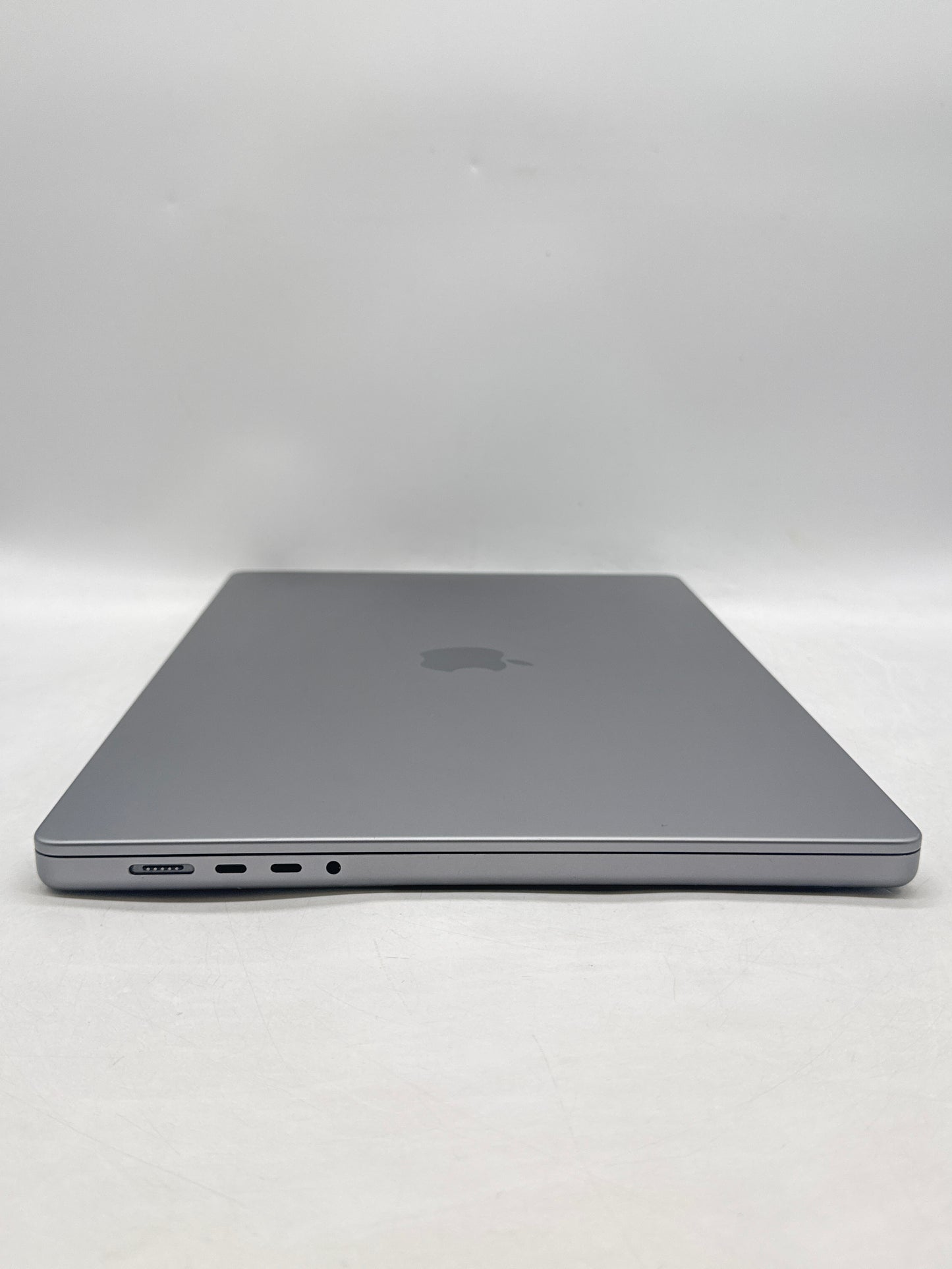 2021 Apple MacBook Pro 16.2" A2485 M1 Pro 10C-CPU 16C-GPU 16GB RAM 512GB SSD
