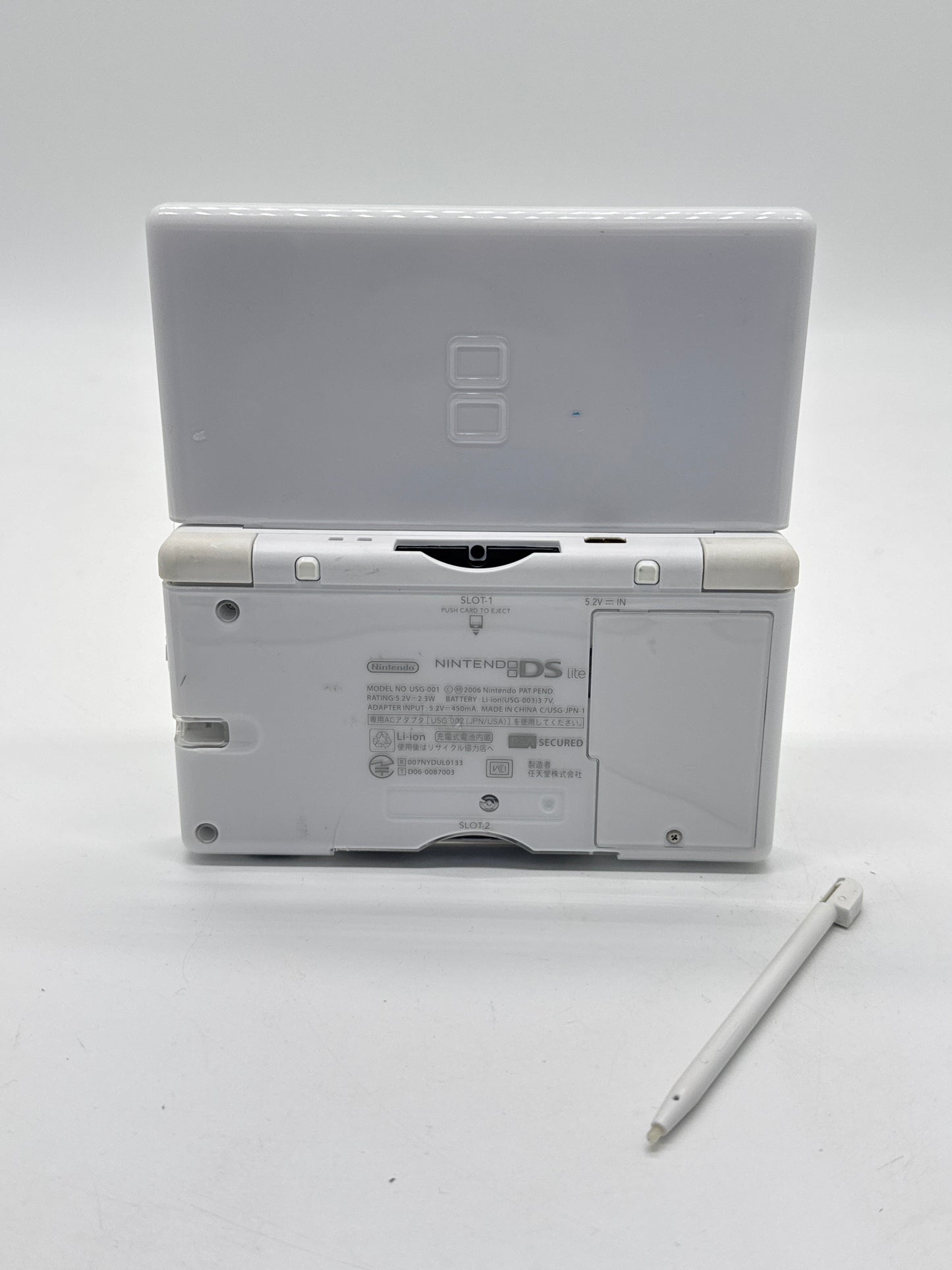 Nintendo DS Lite USG-001 White Console #66 w/ Stylus & No Charger