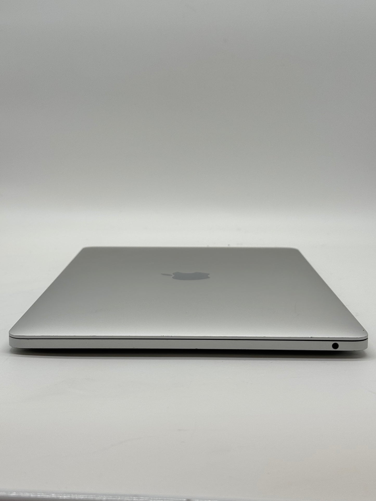 2020 Apple MacBook Pro 13" A2289 Core i5 1.4Ghz 256GB SSD 8GB RAM