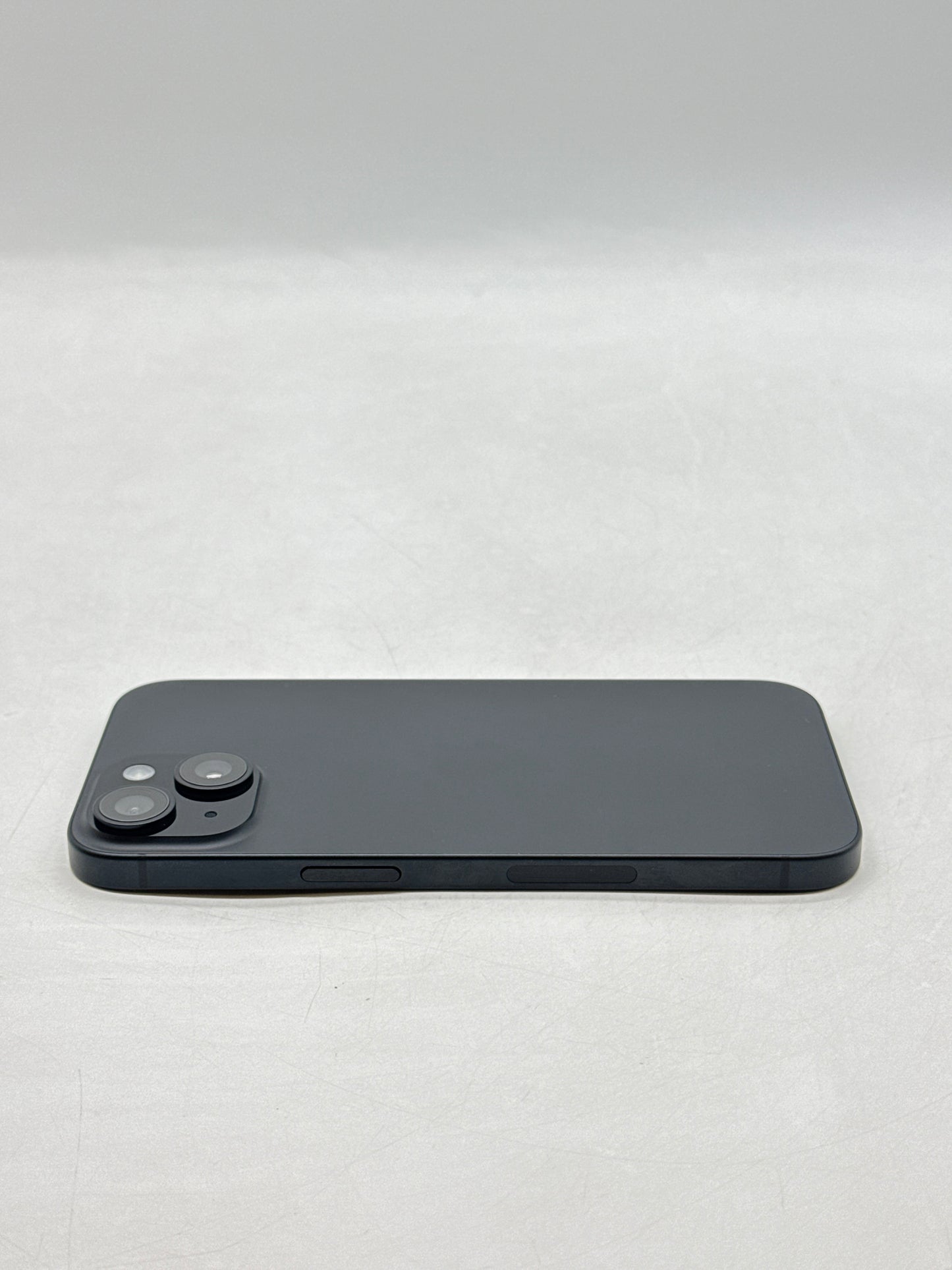 Boost Apple iPhone 15 A2846 128GB Black 100% Battery Health