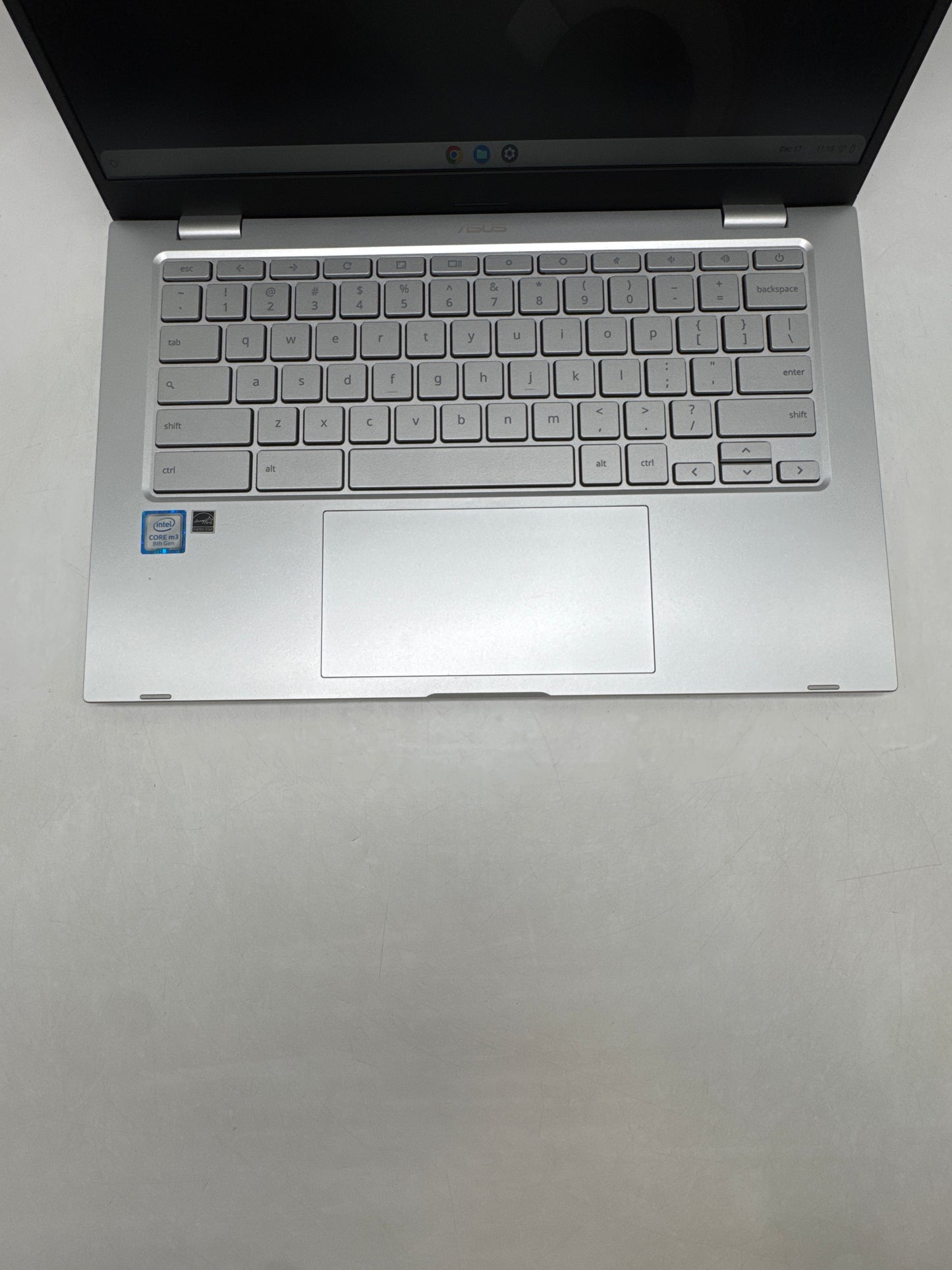 Asus Chromebook C425T 14" Core m3 8th Gen 4GB RAM  64GB eMMC