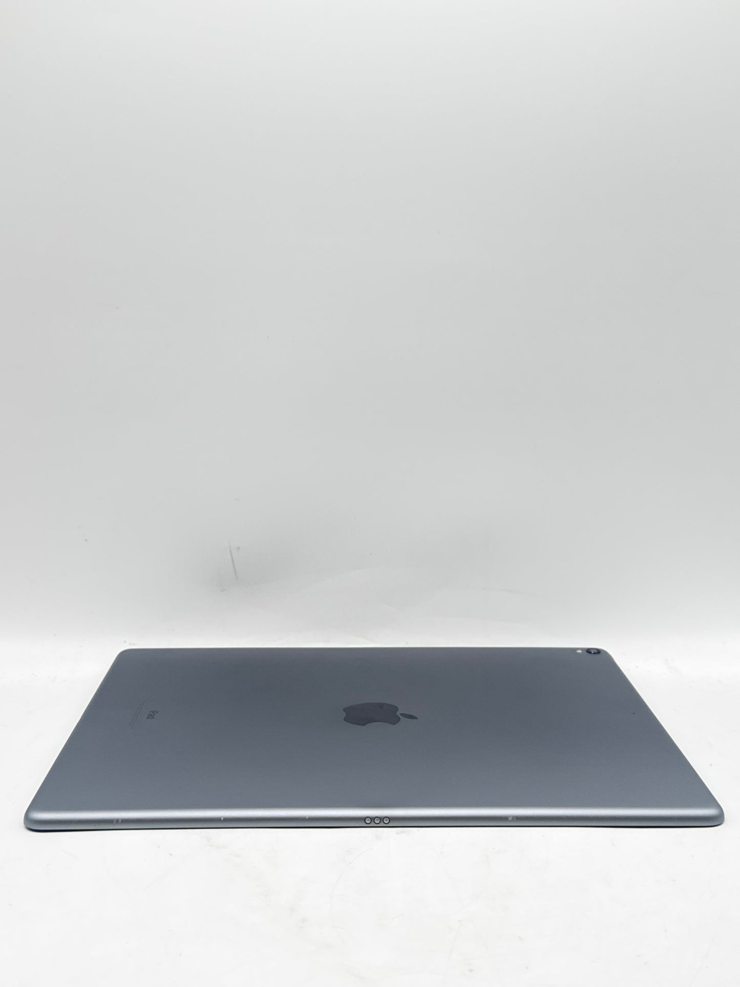 Apple iPad Pro 2nd Gen 12.9" (A1670) 64GB Wi-Fi !Read