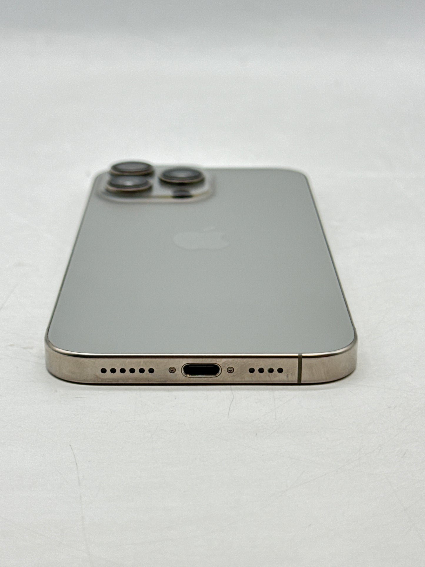 T-Mobile Apple iPhone 16 Pro Max A3084 256GB Natural Titanium 92% Battery Health