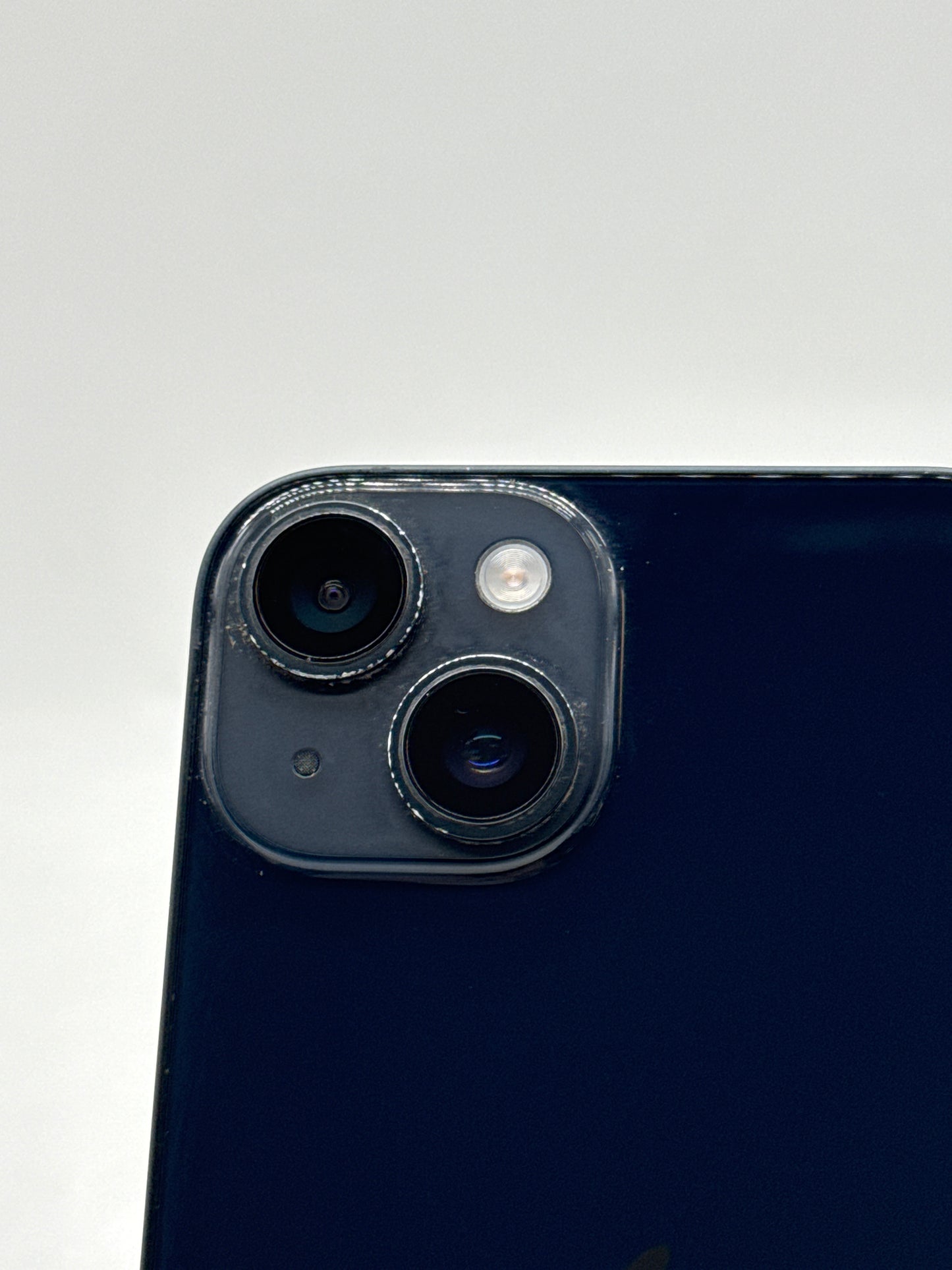 Unlocked Apple iPhone 14 A2649 128GB Midnight 87% Battery Health