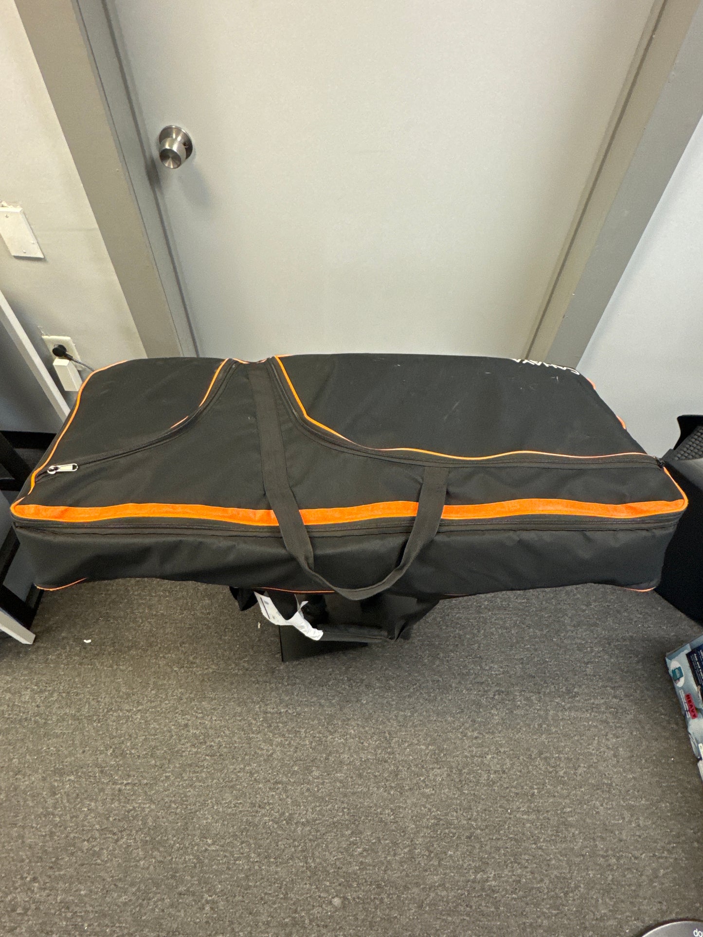 Yamaha MODX6+ 61 Semi-weighted Key Synthesizer w/ power supply