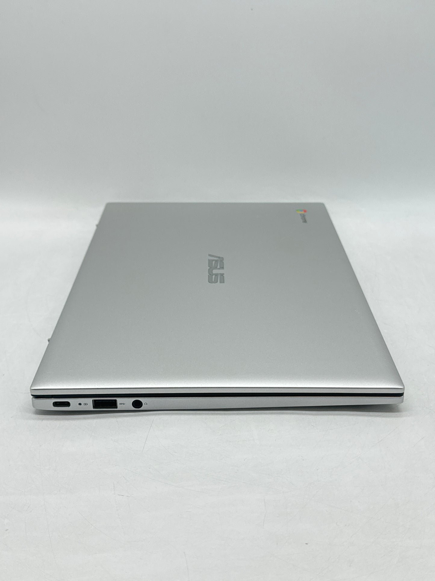 Asus Chromebook C425T 14" Core m3 8th Gen 4GB RAM  64GB eMMC