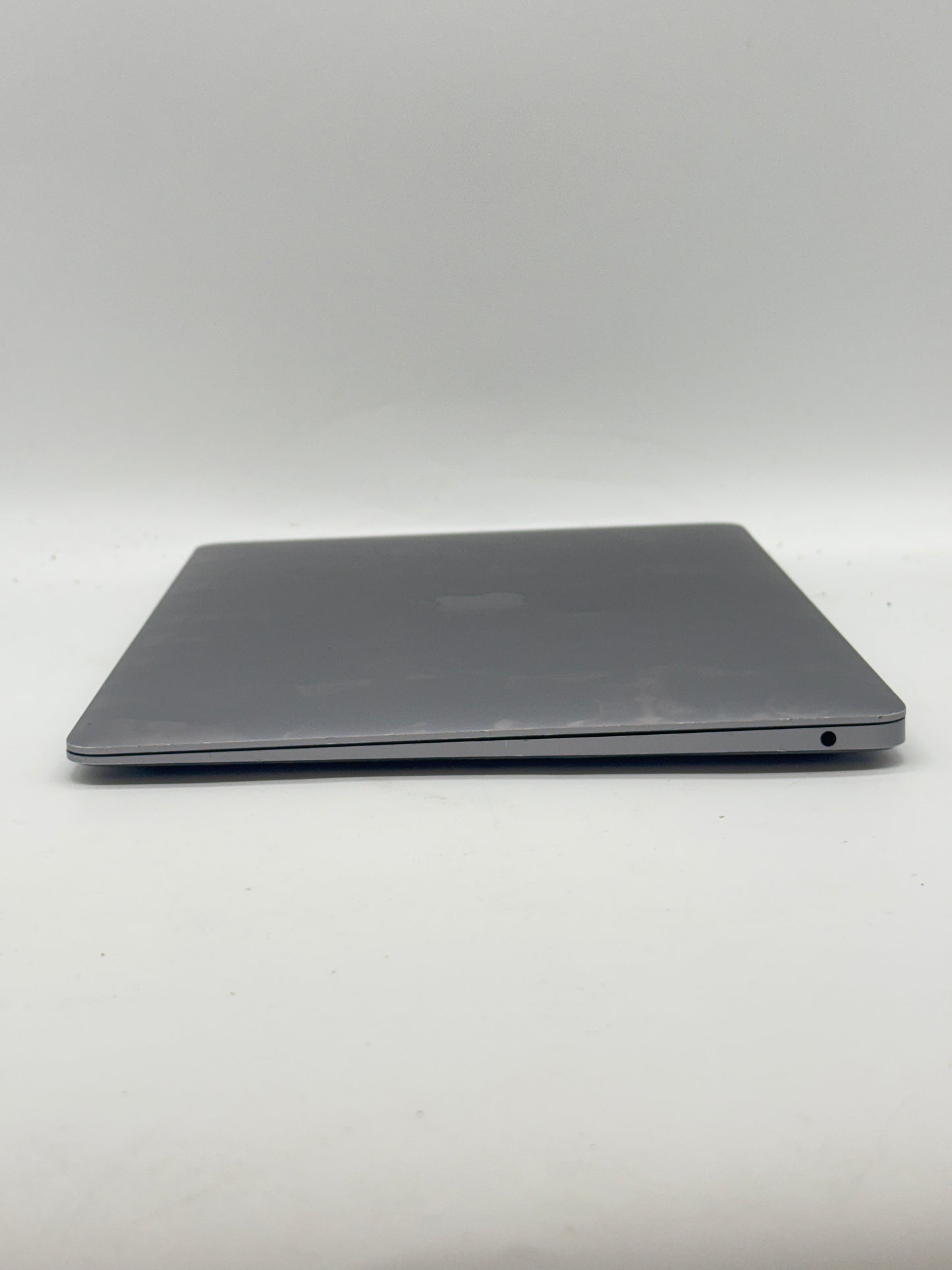 2020 Apple Macbook Air M1 A2337 13.3" 8C CPU 7C GPU 8GB RAM 128GB SSD Silver  READ!