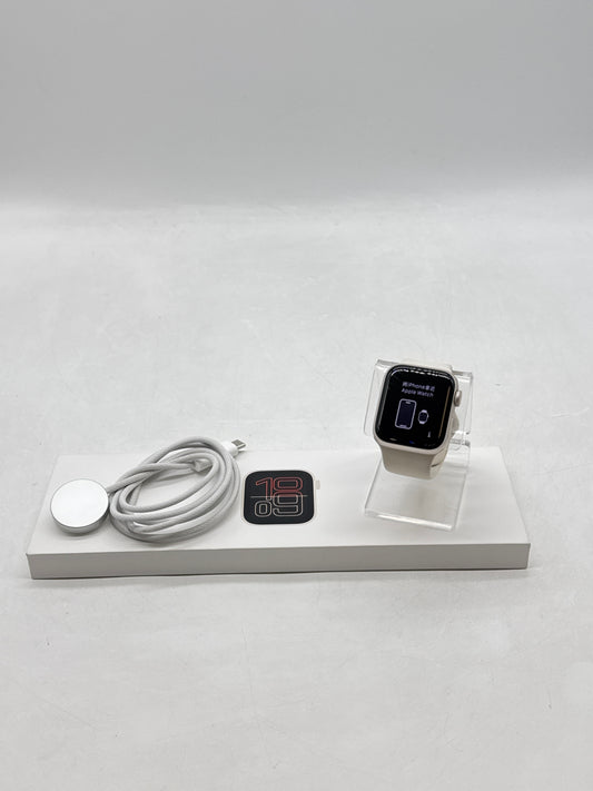 Unlocked Apple Watch SE 3 A3326 40mm GPS + Cellular Starlight Aluminum