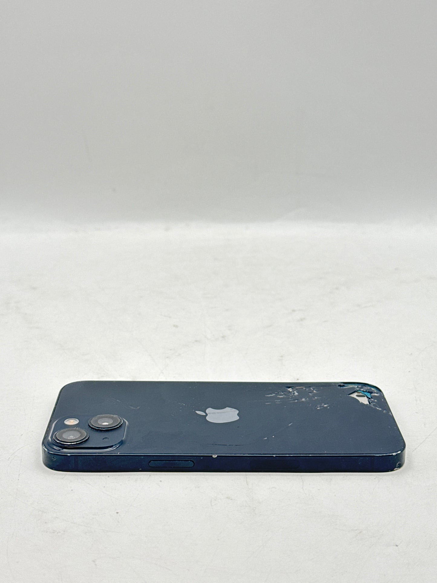 T-Mobile Apple iPhone 13 A2482 128GB - Back Cracked