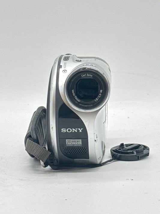 Sony Handycam DCR-DVD105 Compact DVD-RW Camcorder UNTESTED
