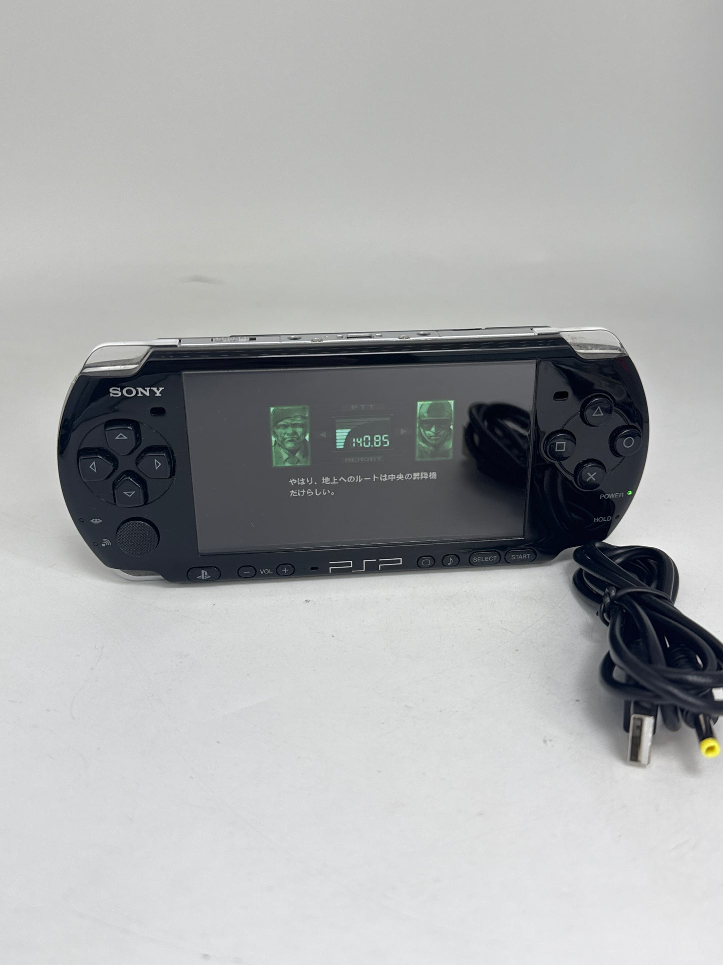 Sony PlayStation Portable PSP-3000 Piano Black Console #360 4GB Memory & Charger