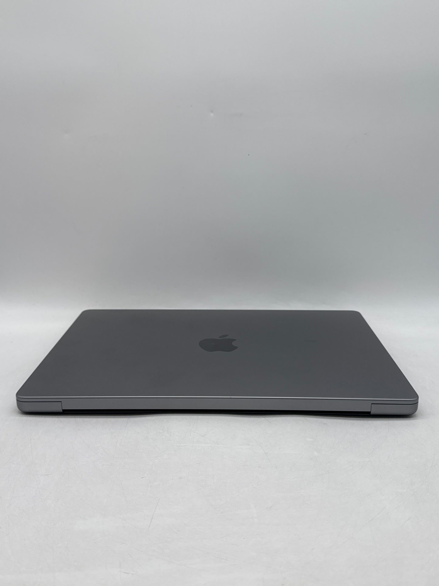 2023 Apple MacBook Pro 14.2" A2918 M3 8C-GPU 10C-CPU 512GB SSD 8GB RAM 3 Cycle